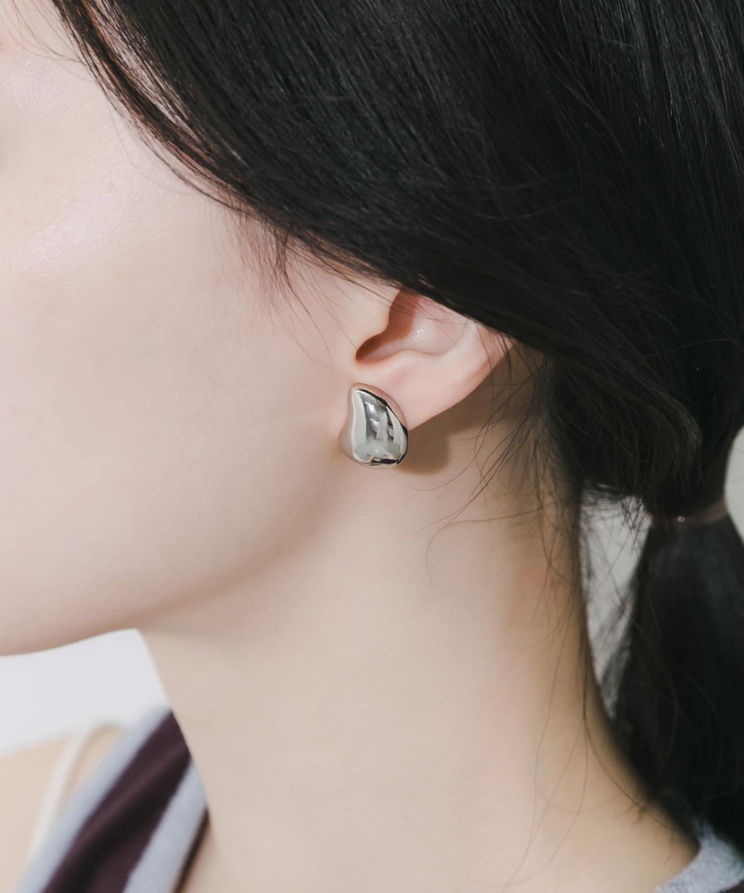 ニュアンスドロップイヤリング SLV -