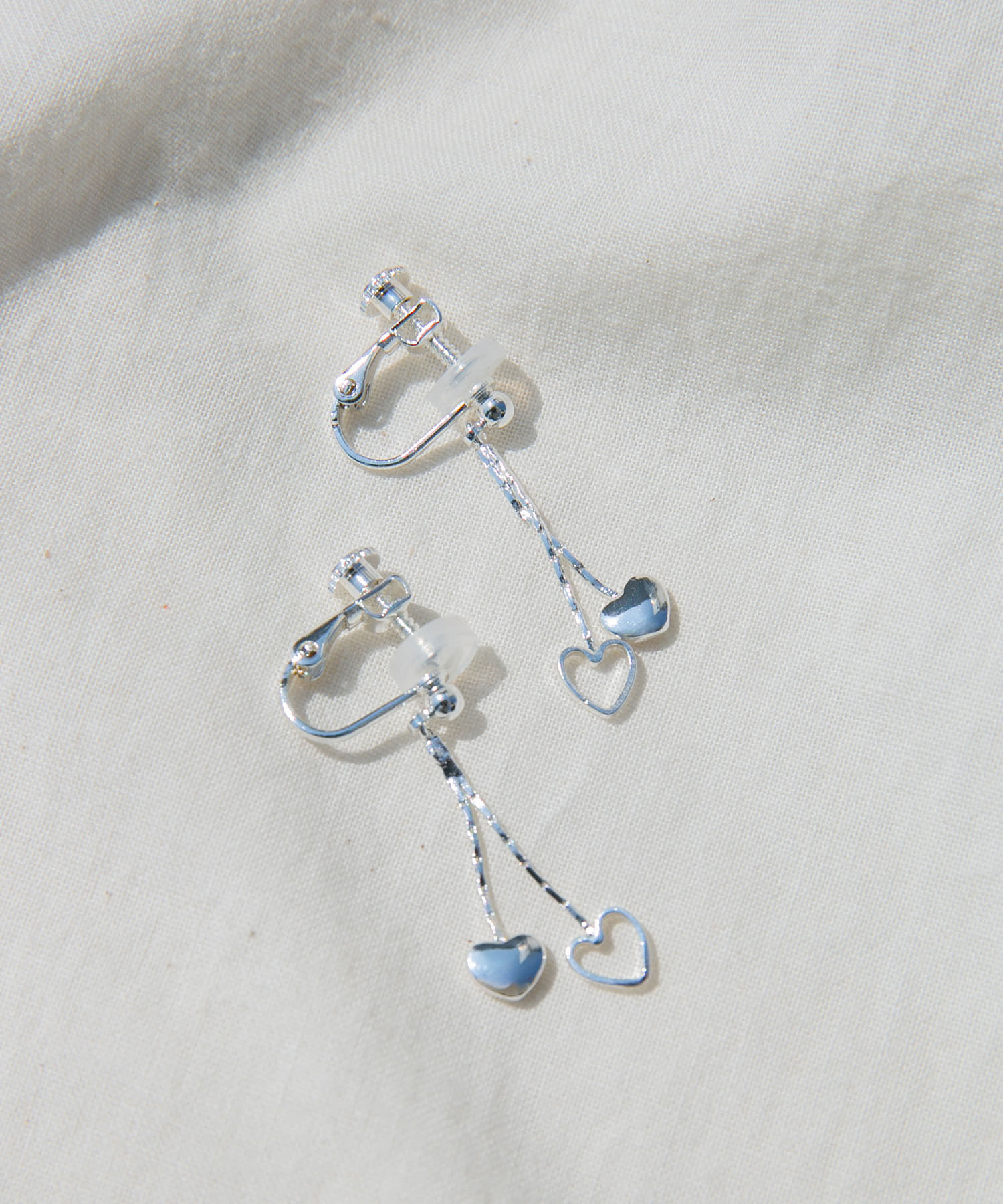 ダブルハートチェーンイヤリング SLV -