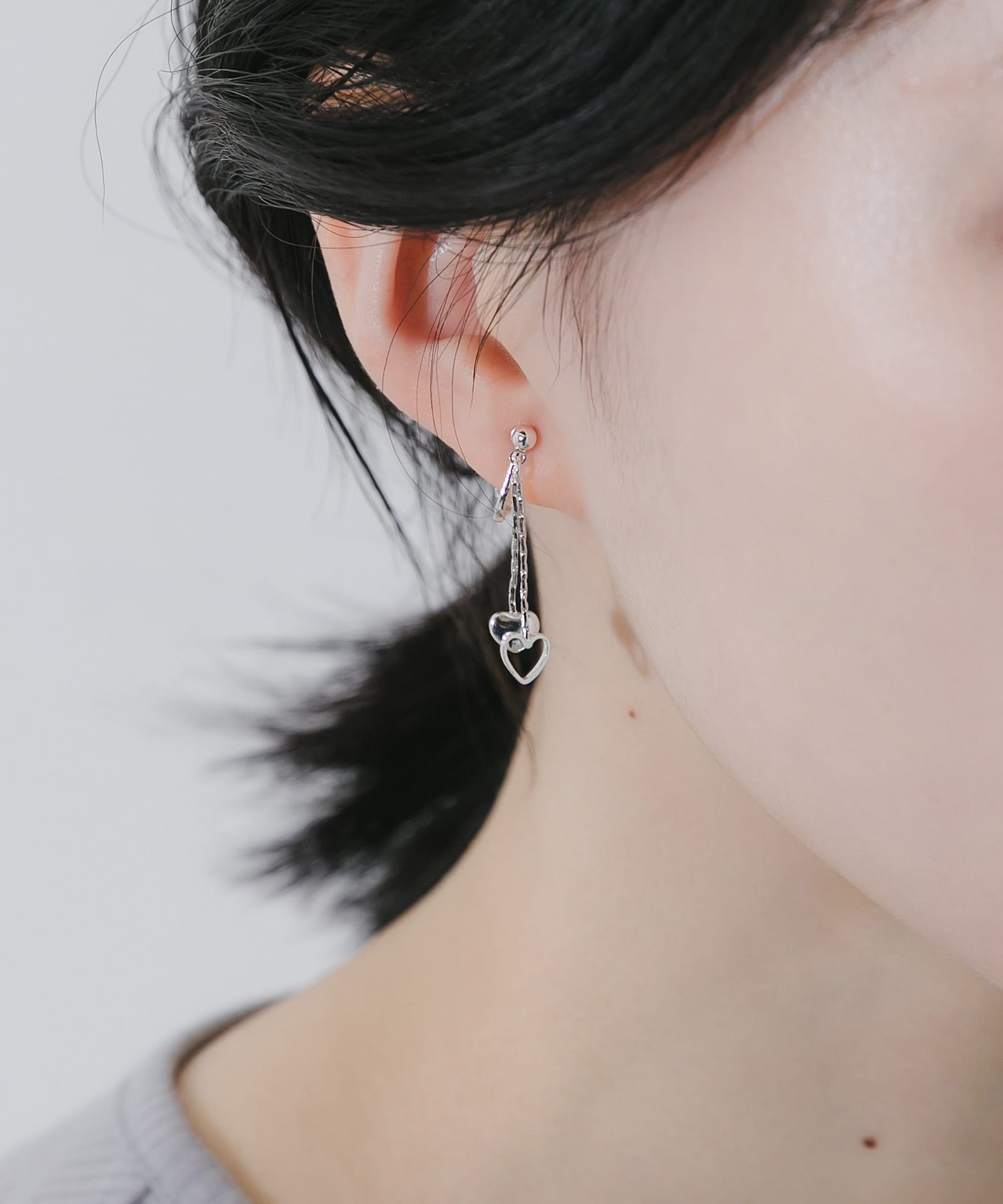 ダブルハートチェーンイヤリング SLV -