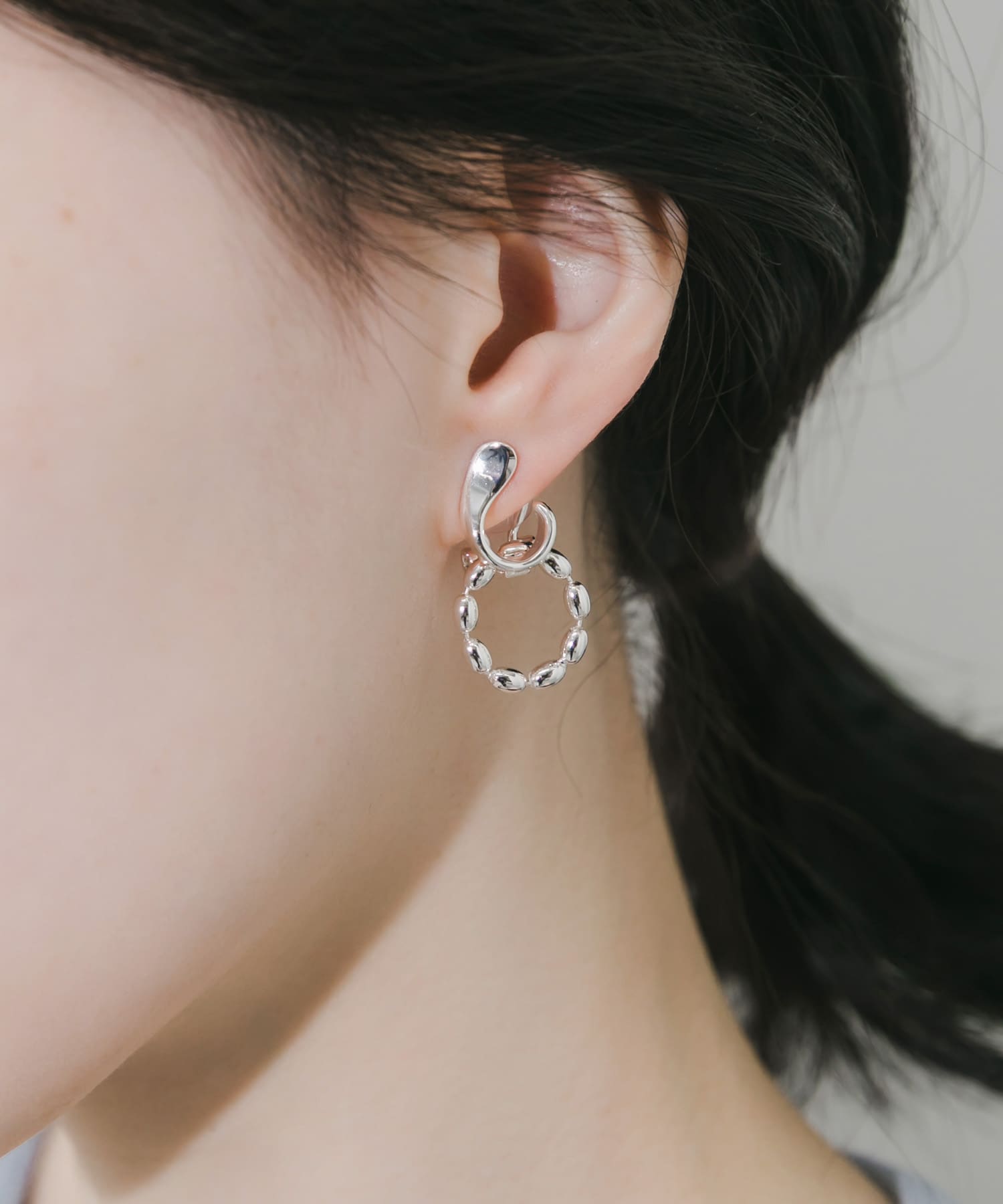 カーブラインラウンドチェーンイヤリング SLV -