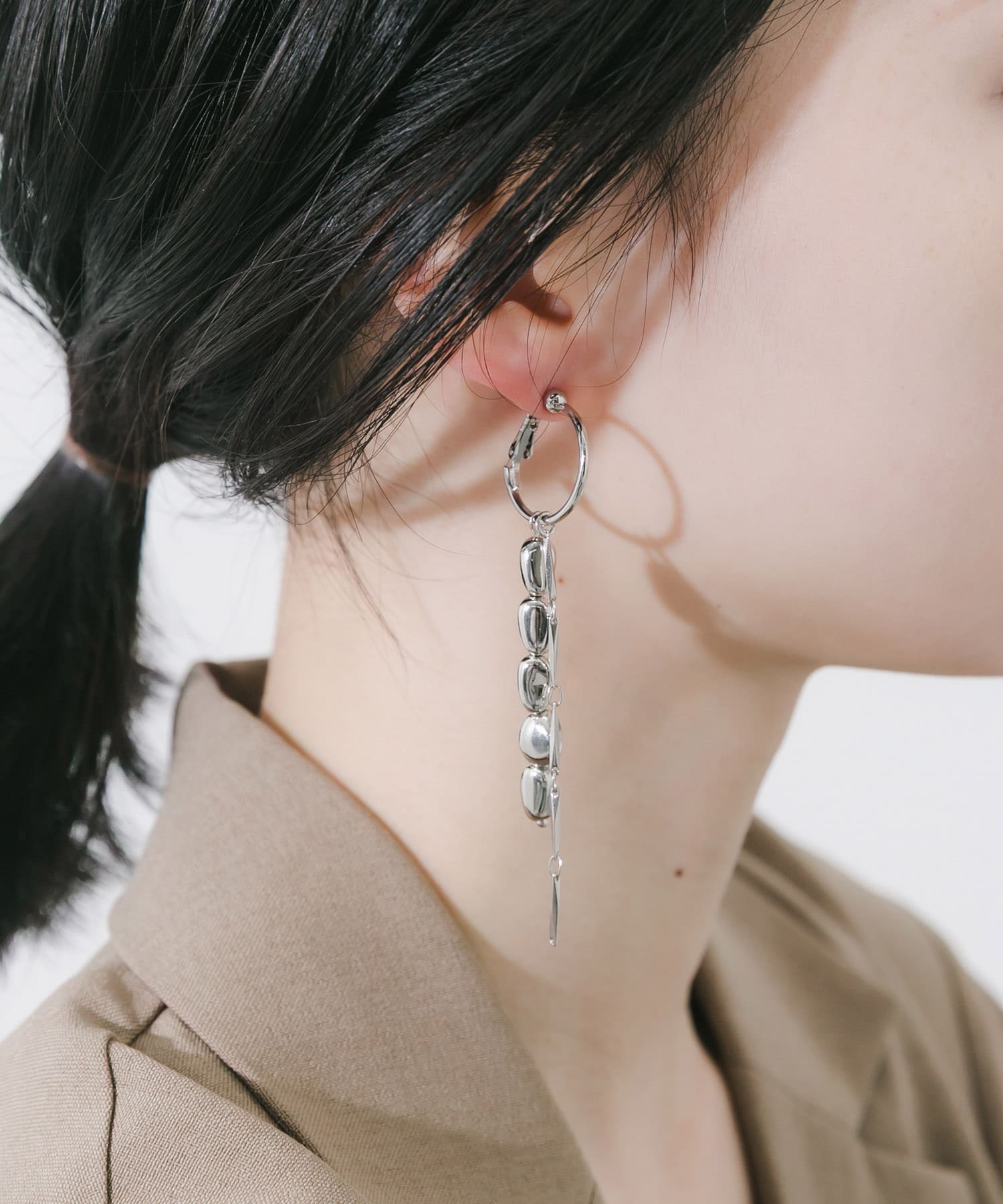 アシンメトリーマルチチェーンイヤリング SLV -