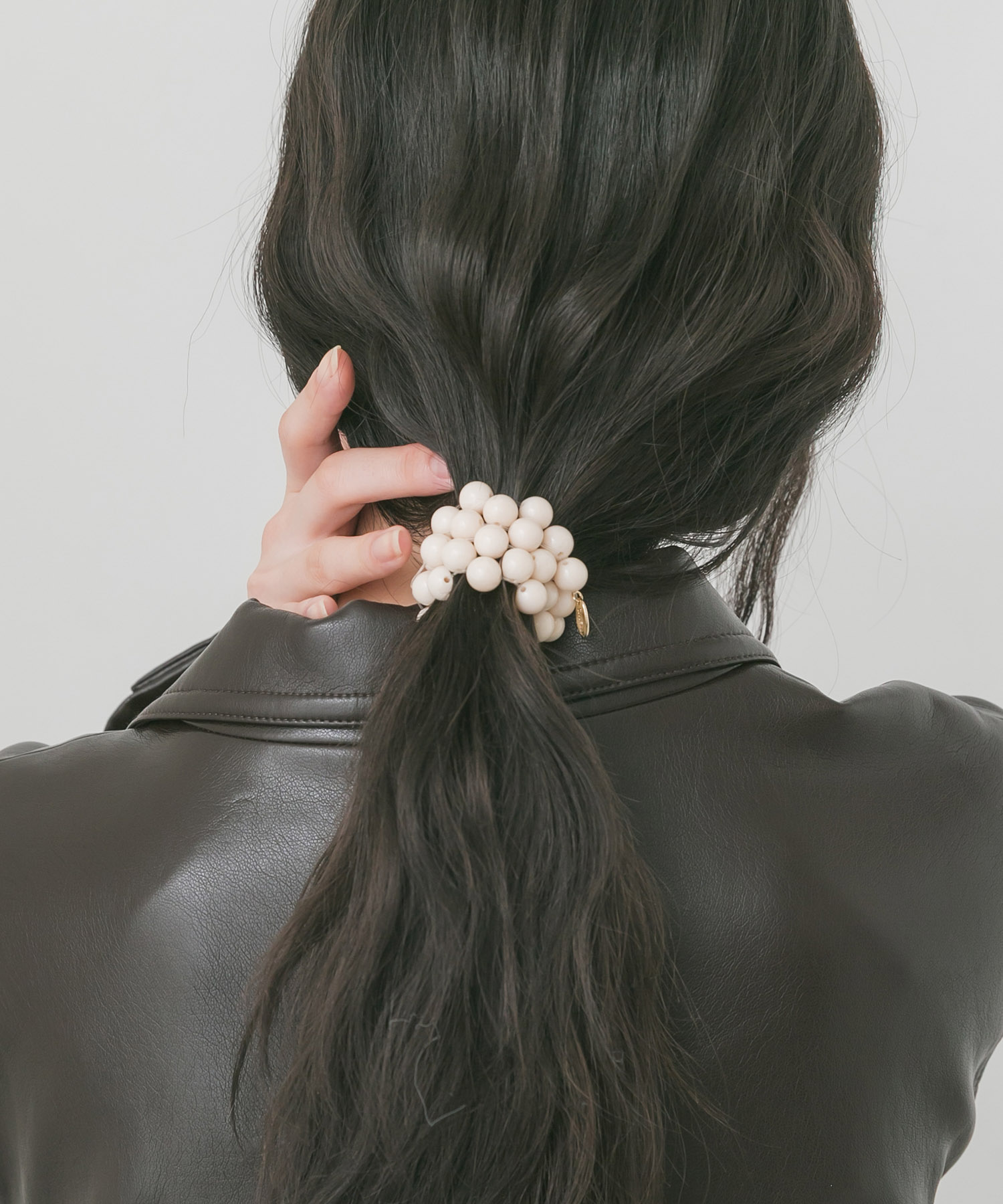 ボールレイヤードヘアポニー IVO -