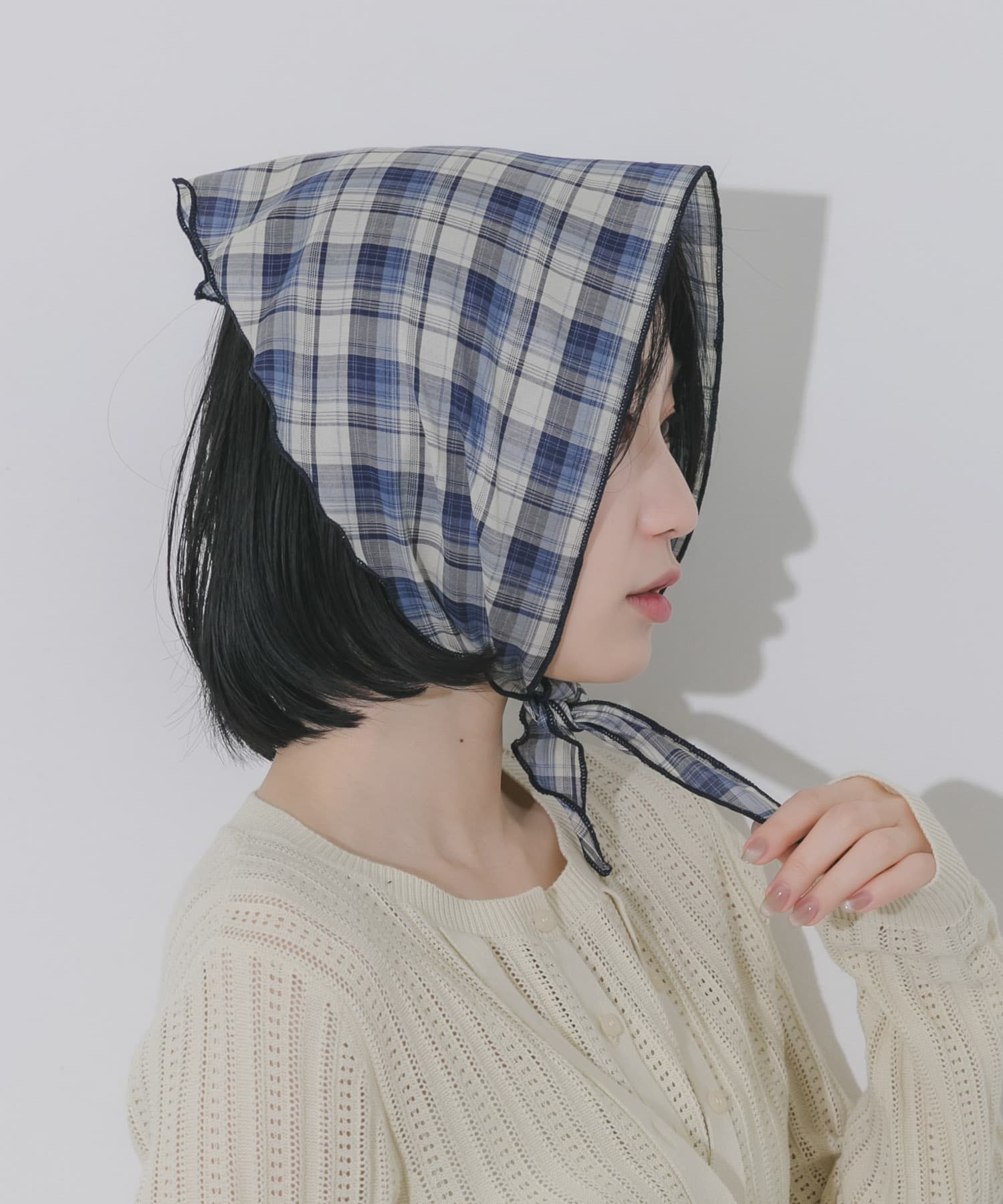 チェックサンカクスカーフ BLU -