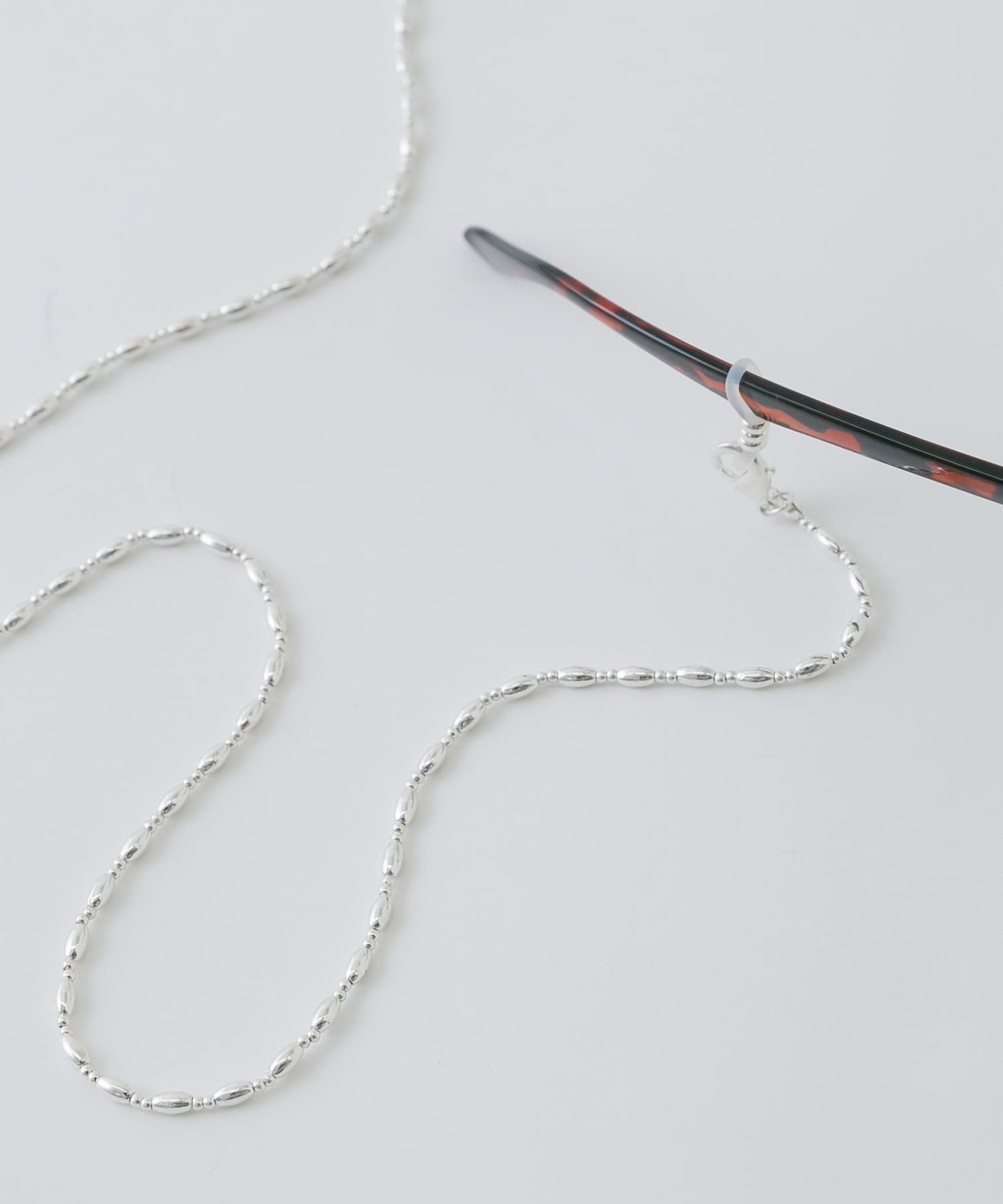 メタルオーバルビーズメガネチェーン SLV -