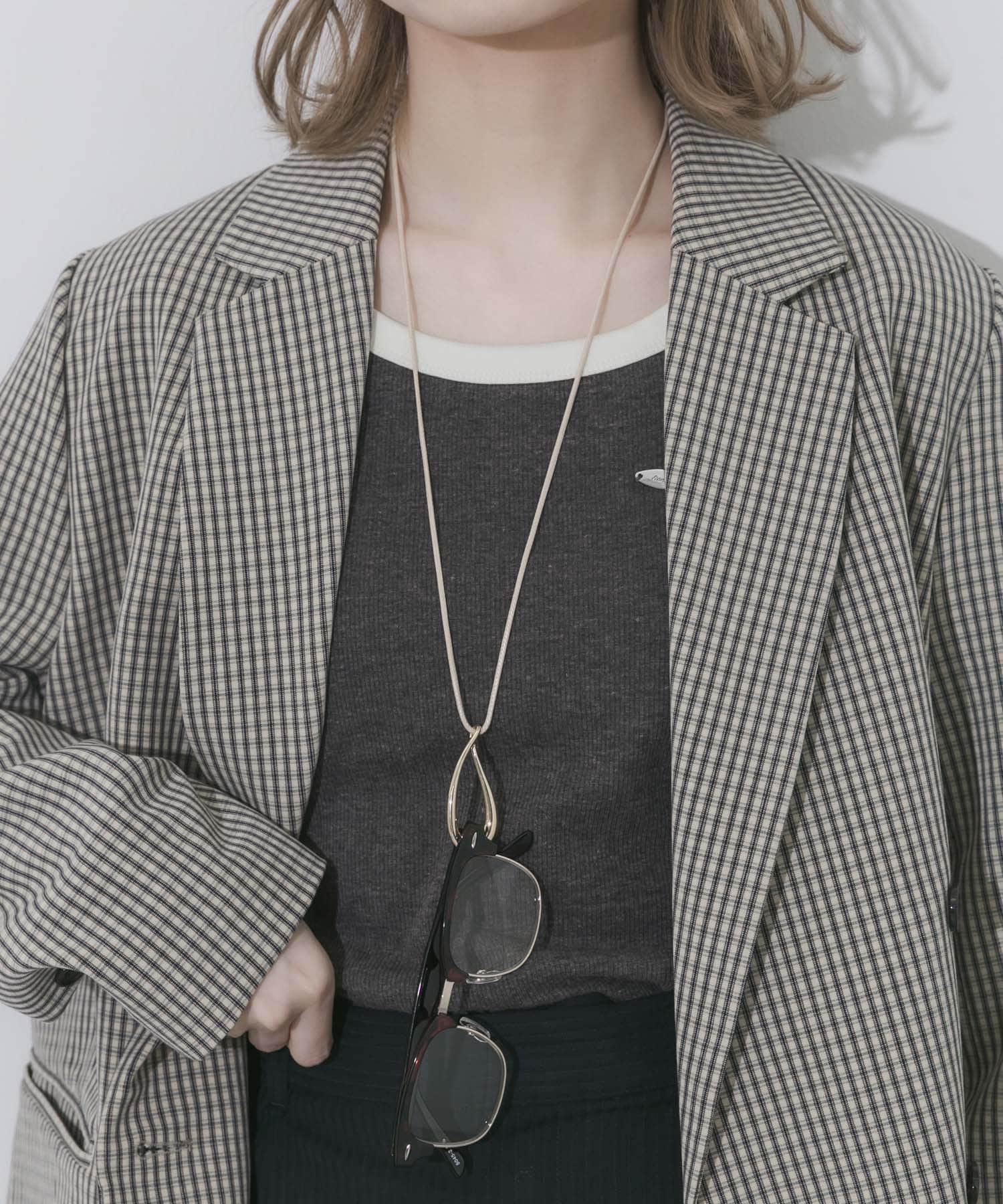 ニュアンスメタルメガネホルダー