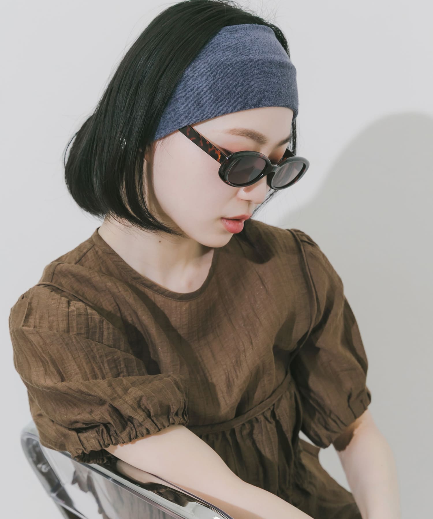 可視光線透過率：15% / 紫外線透過率：1％未満