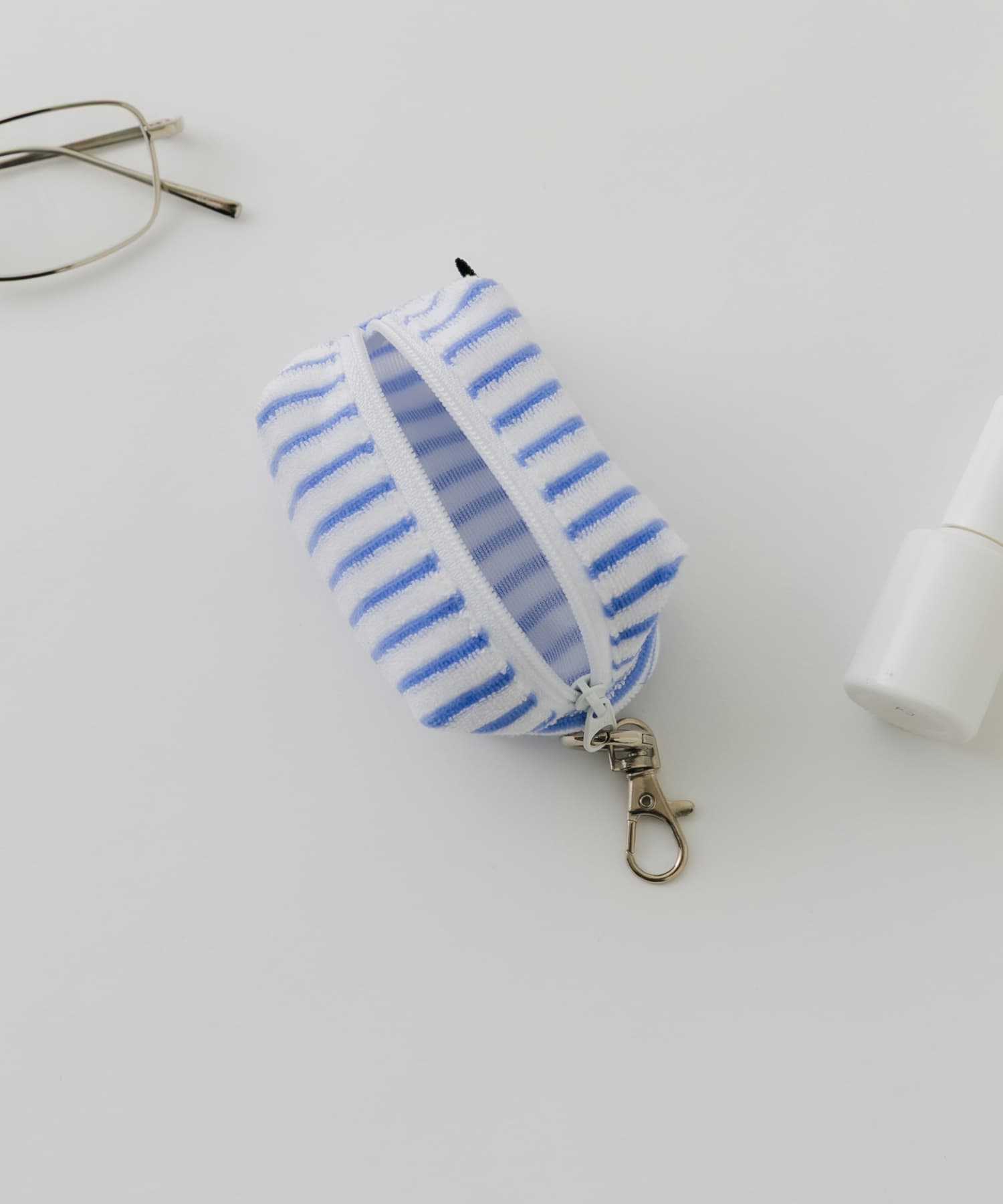 WHT/BLU