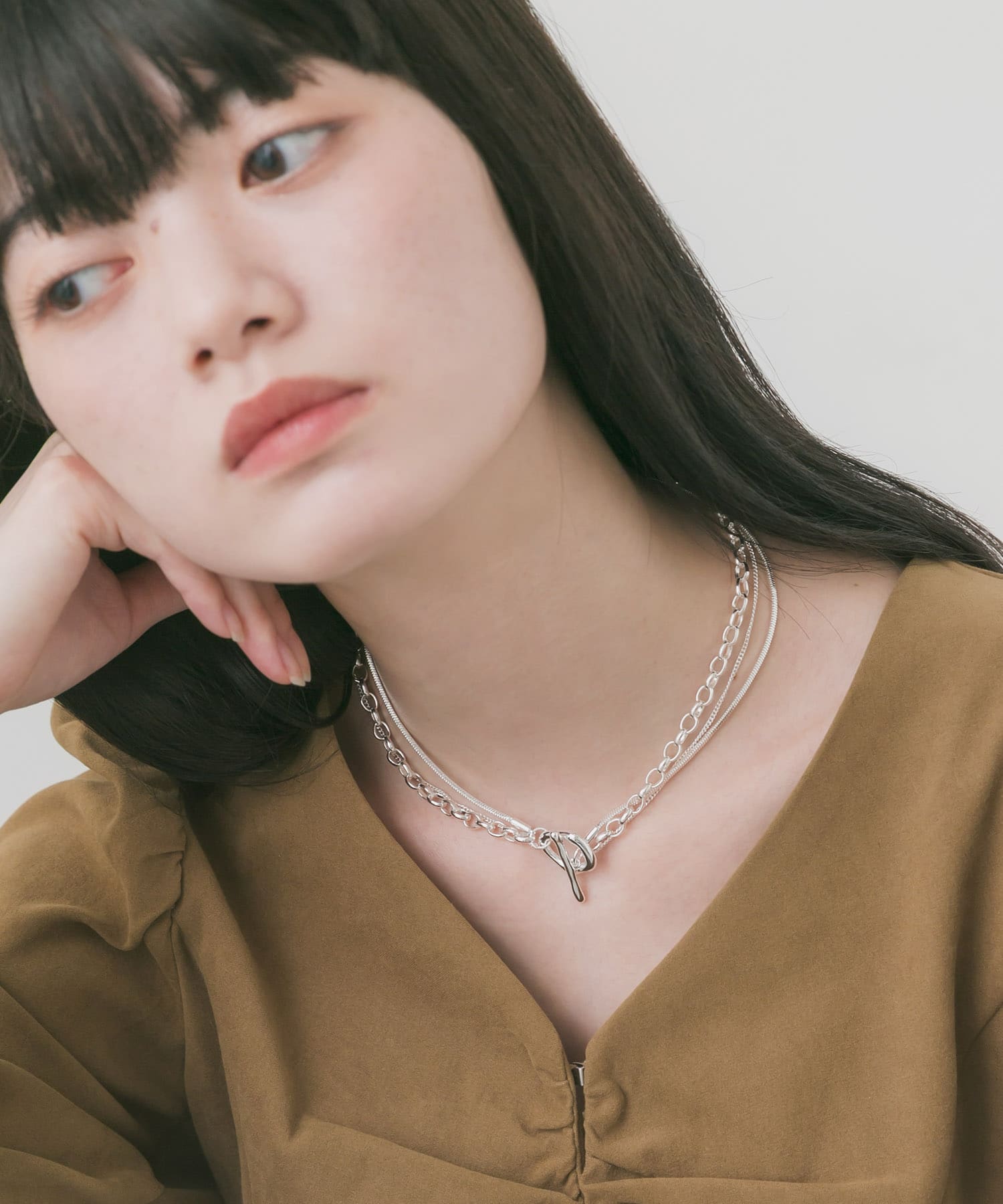 3レイヤードボリュームマンテルネックレス SLV -