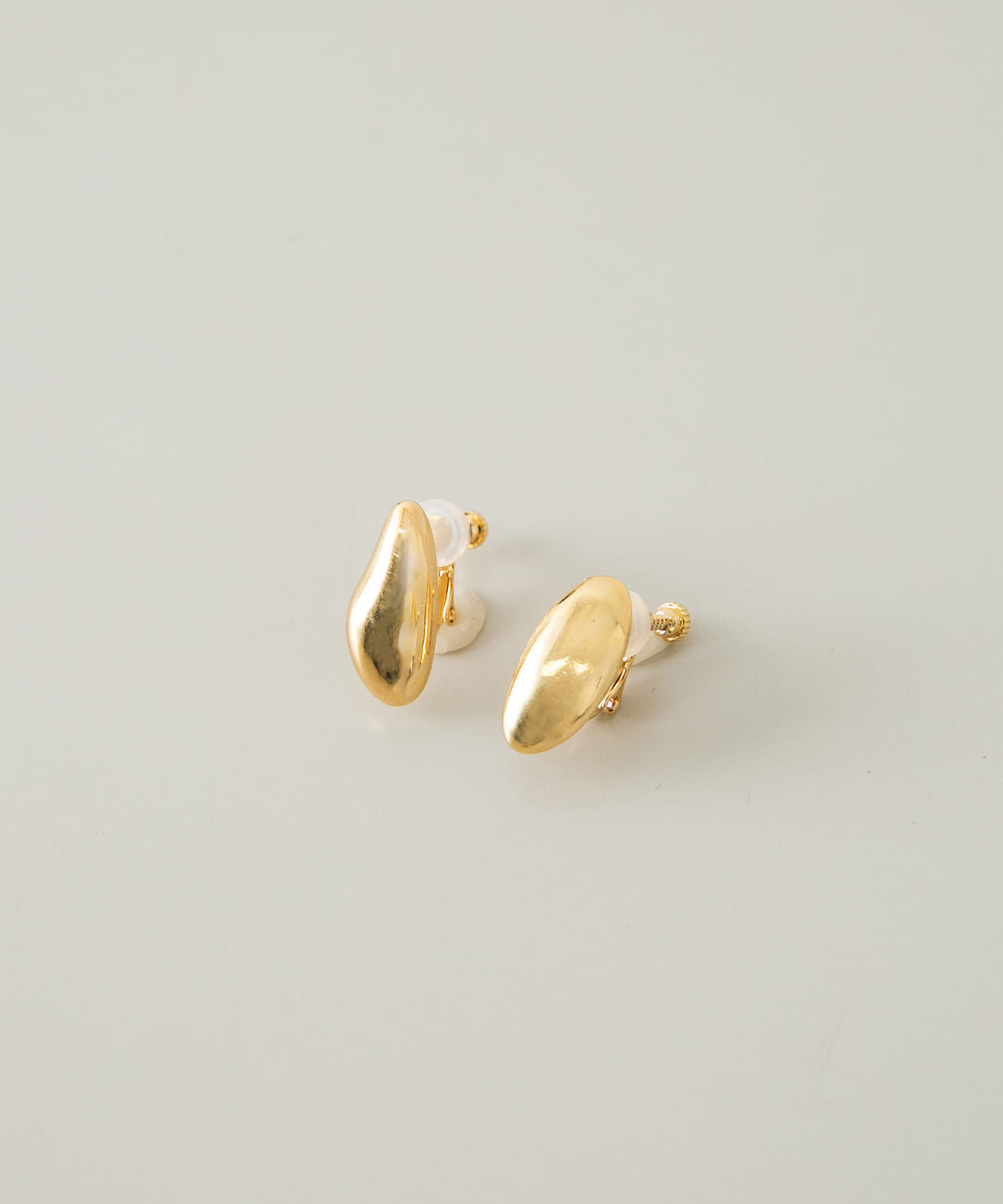ニュアンスアシンメトリーイヤリング(- GLD): アクセサリー｜URBAN