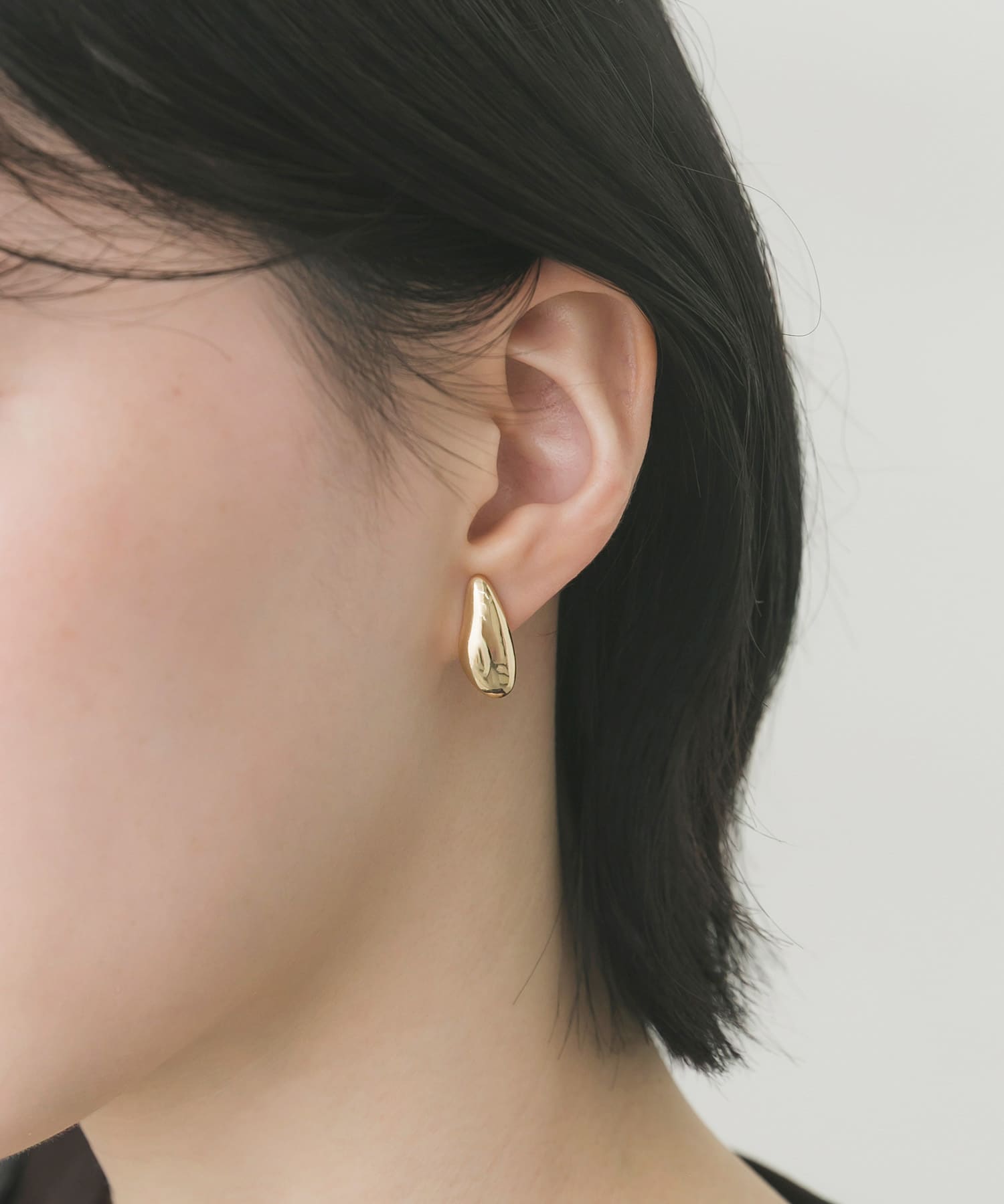 ニュアンスアシンメトリーイヤリング(- GLD): アクセサリー｜URBAN