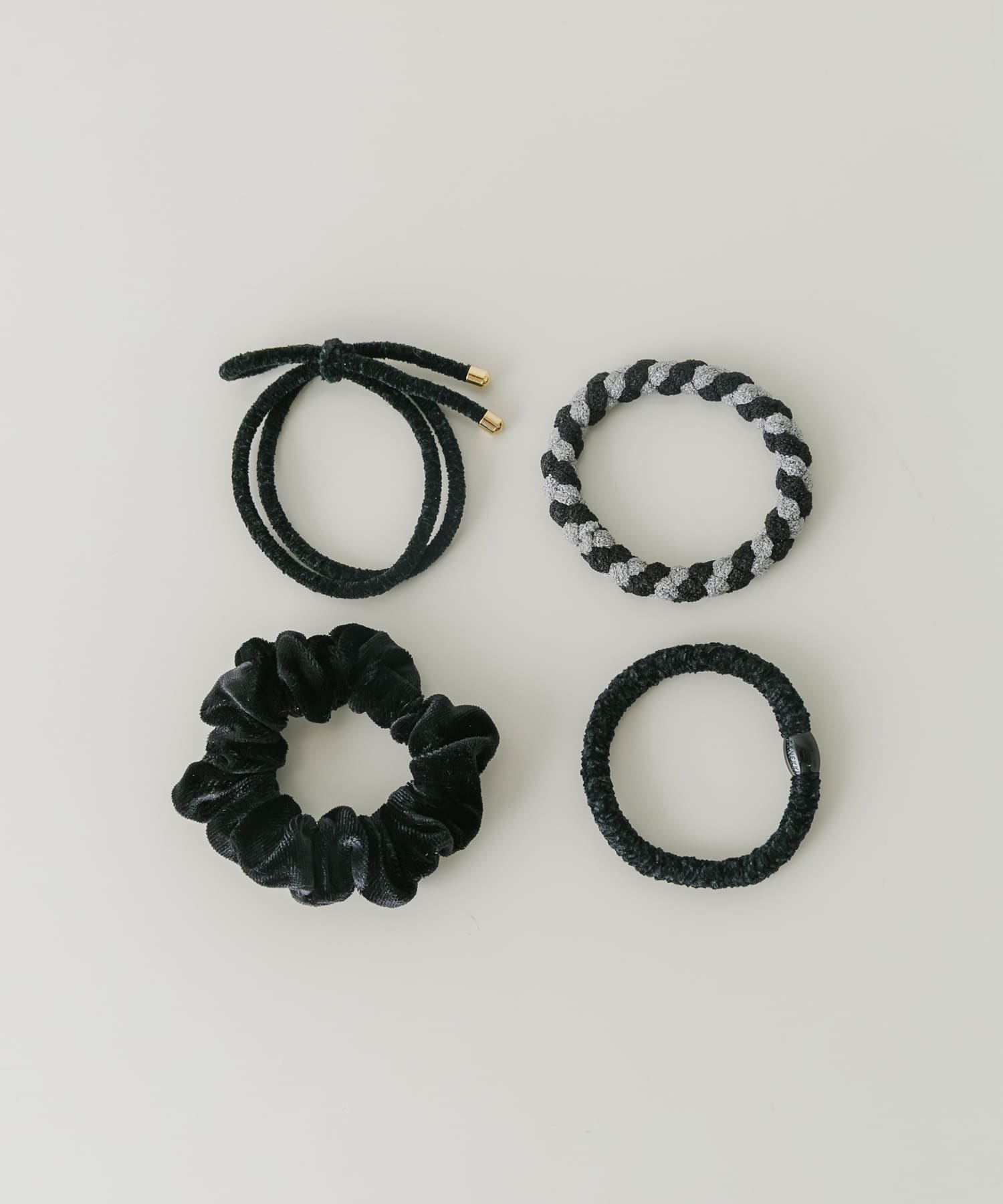 heyep LOGO HAIR TIES 2-PIECE(- BLACK): アクセサリー｜URBAN