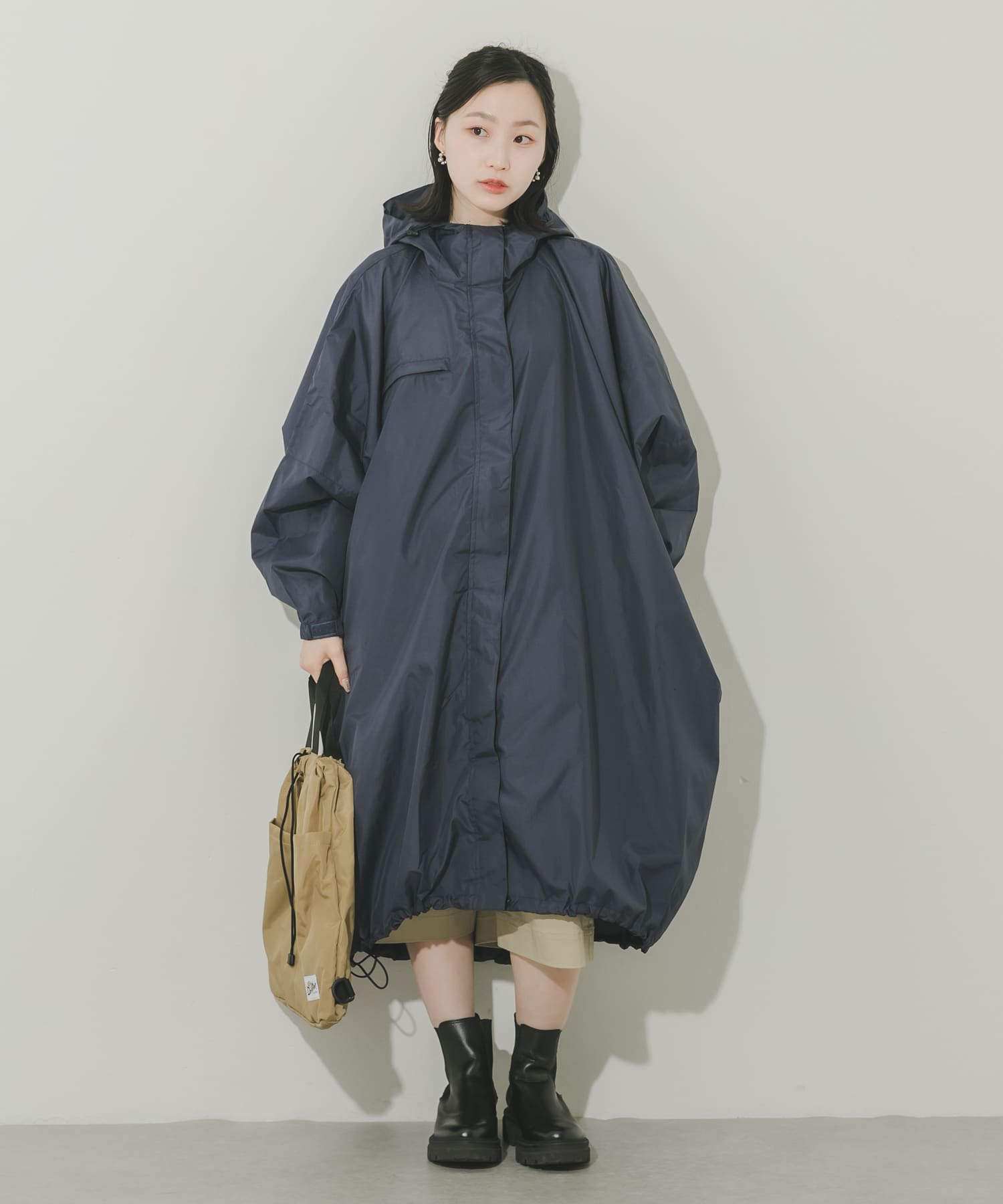 『WEB限定』because　Mods Poncho