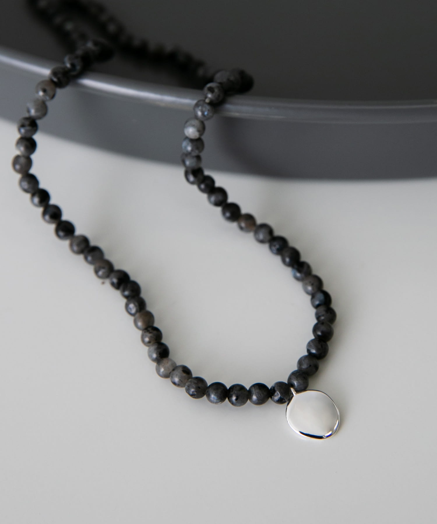 SMELLY so’　blackLabradoritenecklace BK/SL -
