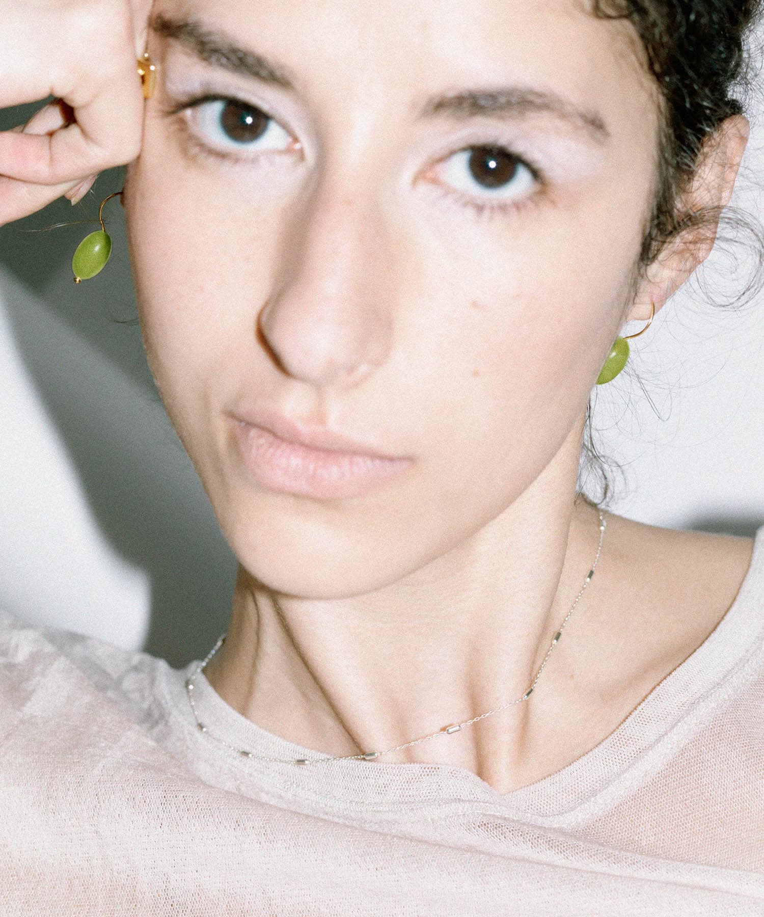 SMELLY so’　stone drop hook pierce