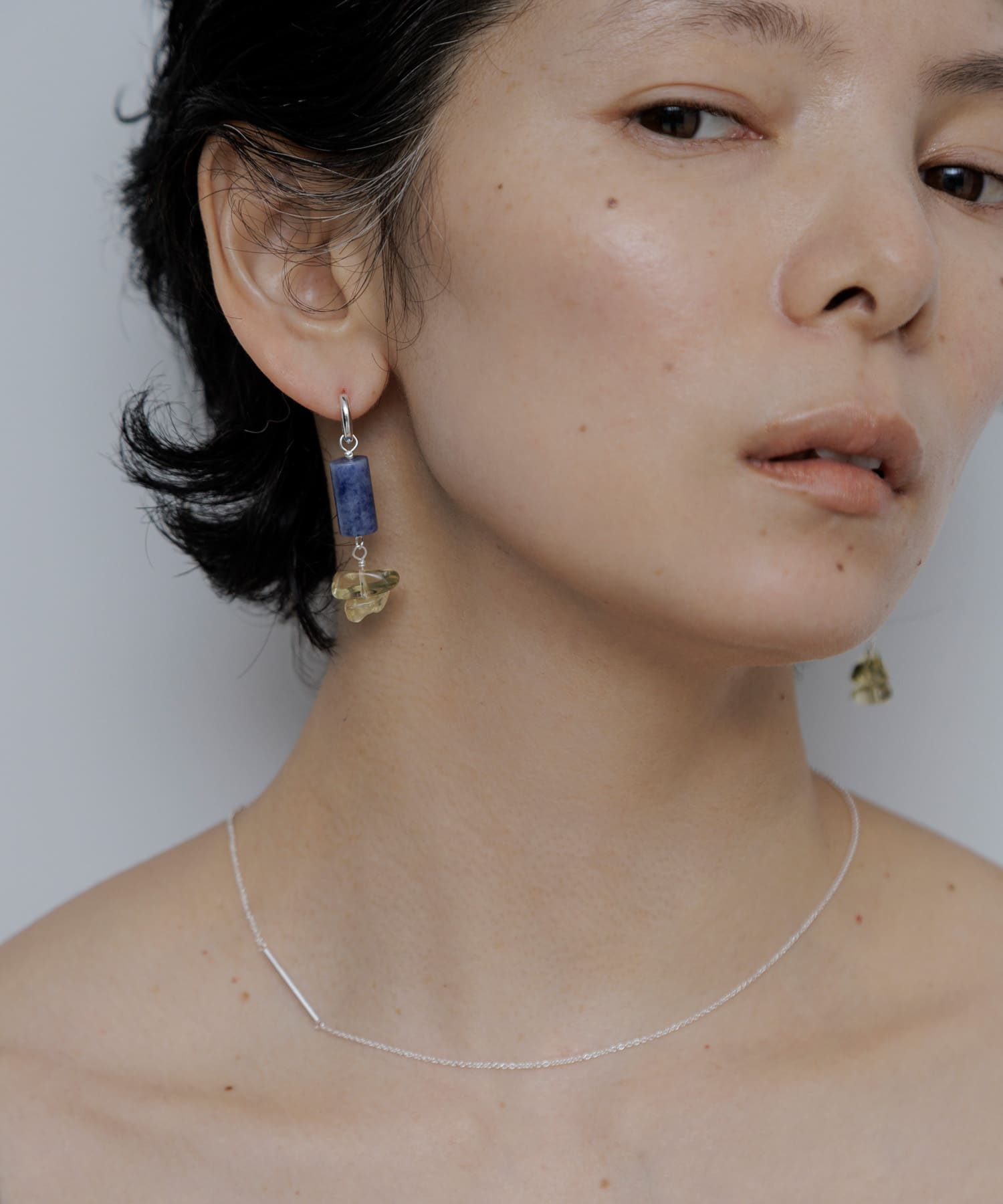 SMELLY so' sodalite cylinder pierce(- BL/SL): アクセサリー｜URBAN