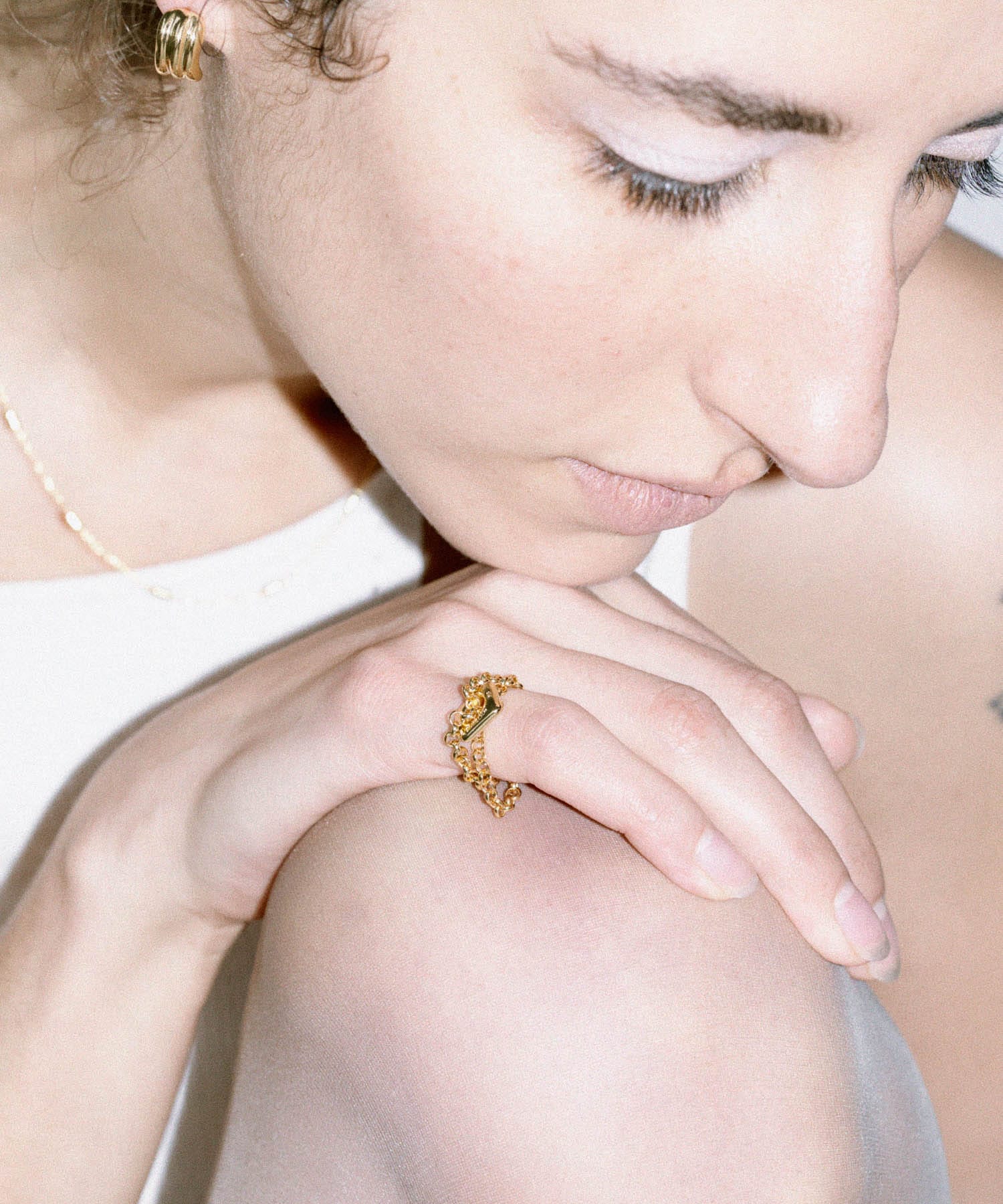 SMELLY so’　point chain ring