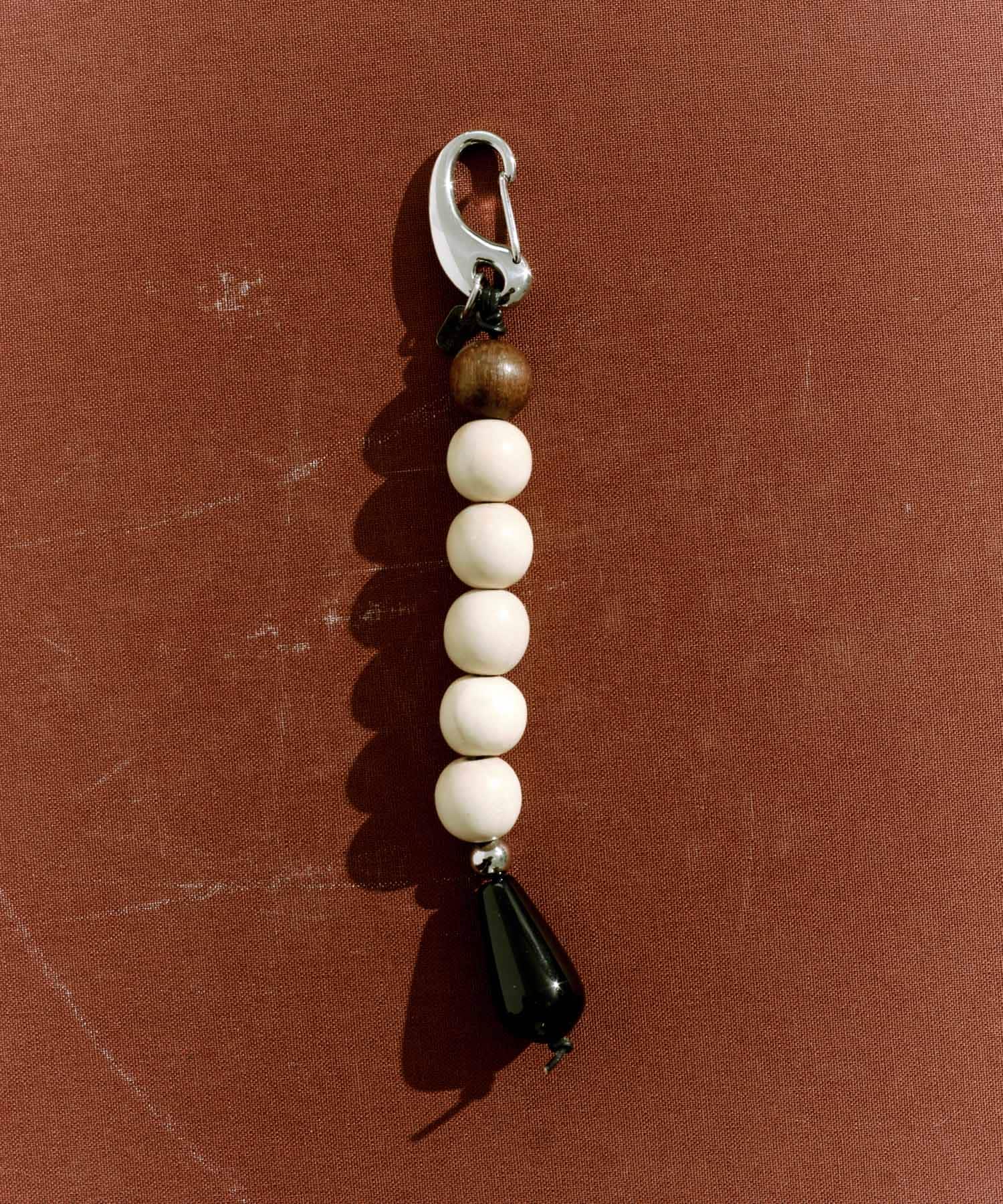 SMELLY so' wood onyx key charm(- BE/BK): ファッション雑貨｜URBAN