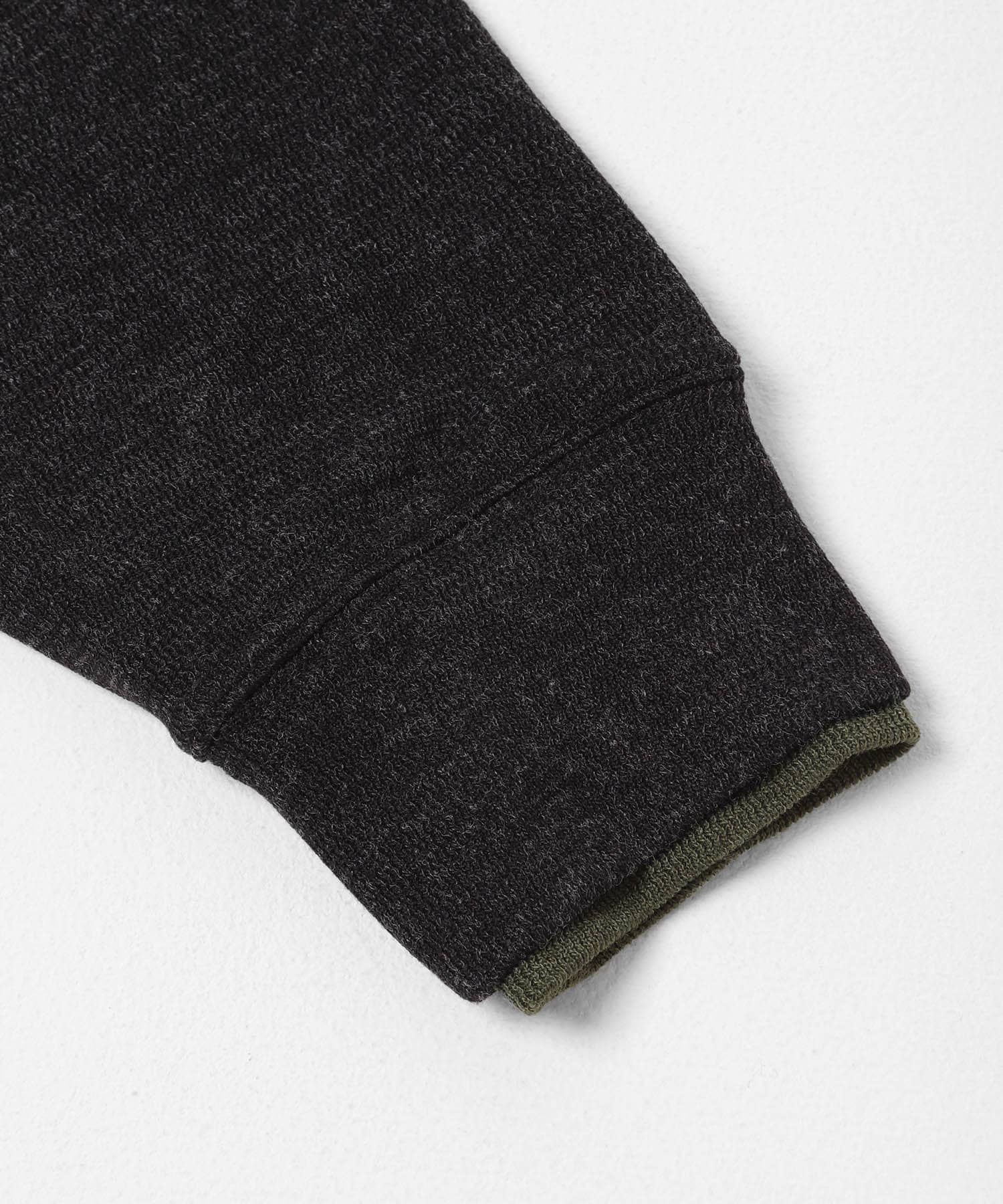 フェイクレイヤードクルーネックカーディガン CHARCOAL M