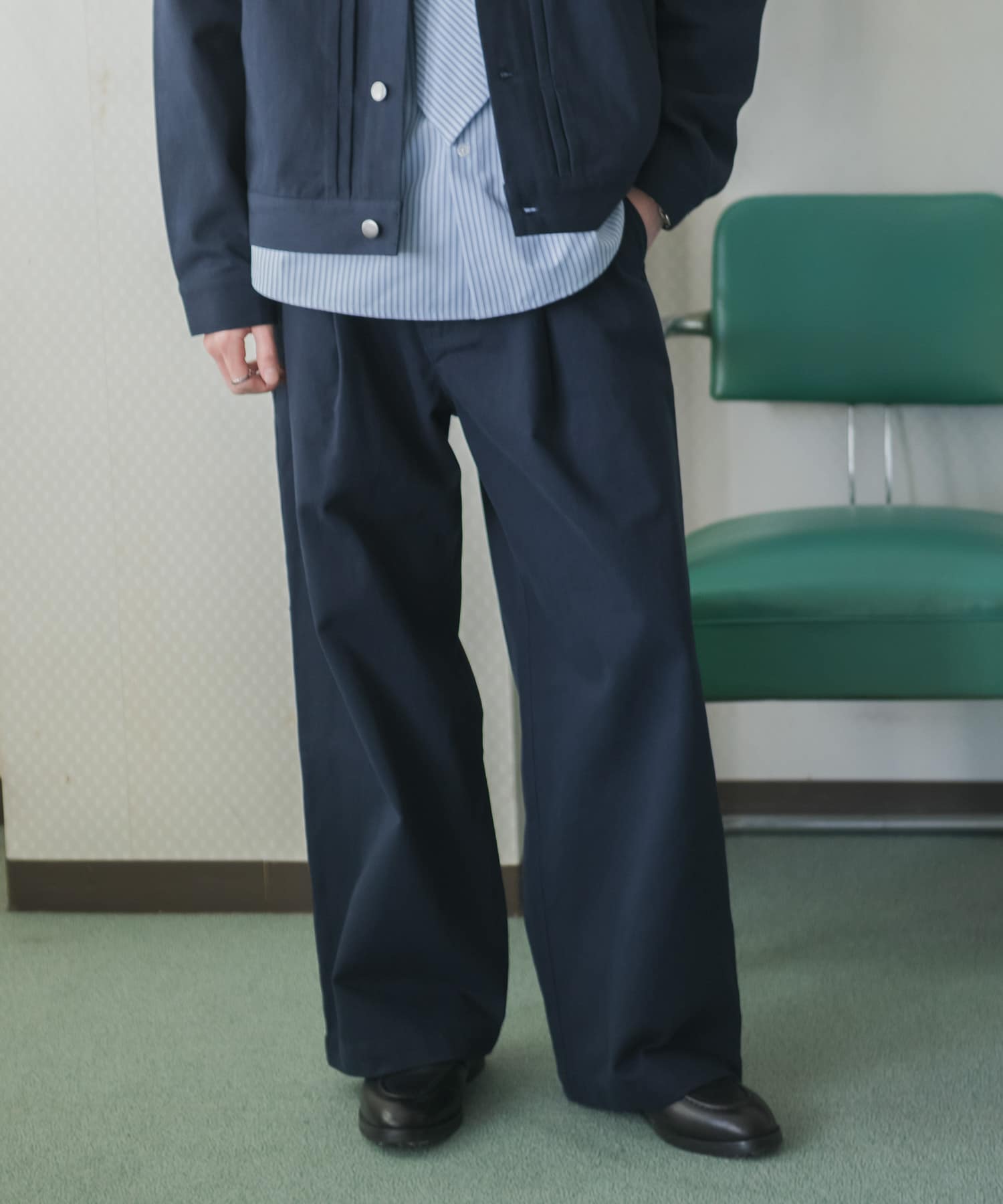 コットンツイルタックワイドパンツ