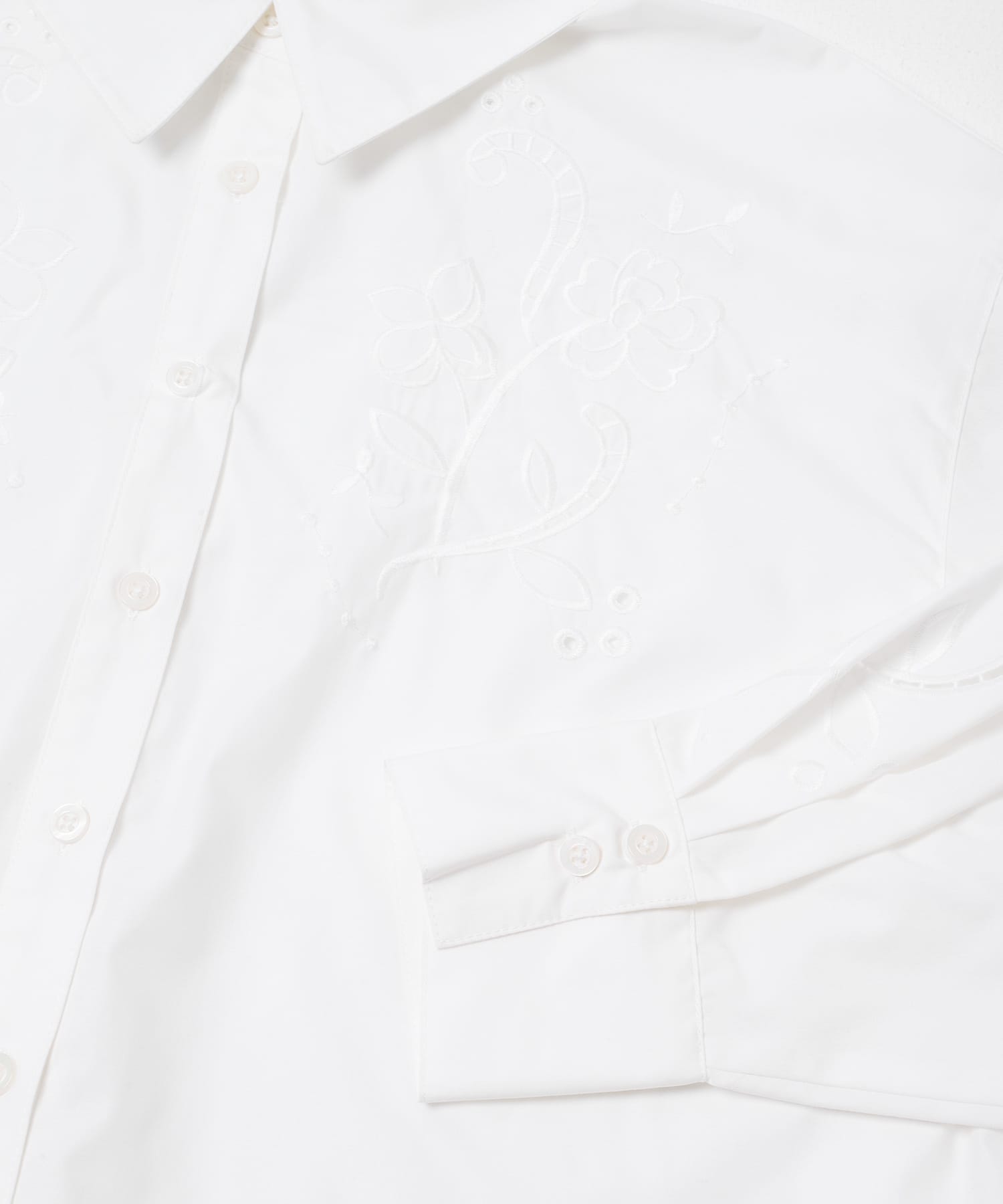 カットワークエンブロイダリーシャツ OFF WHITE One