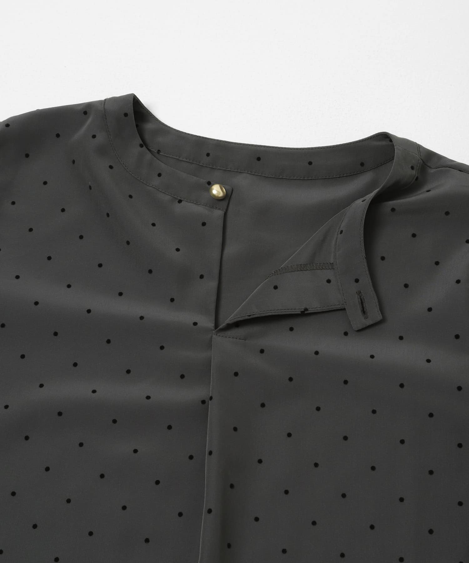 『イージーケア』ドットアソートTブラウス CHA×BLK One