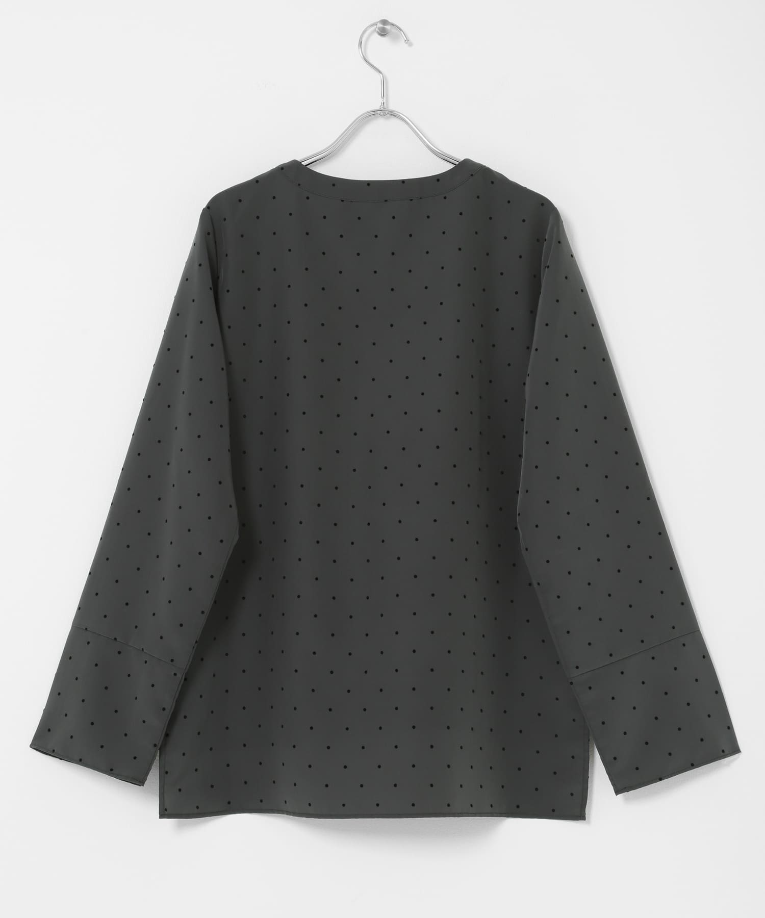 『イージーケア』ドットアソートTブラウス CHA×BLK One
