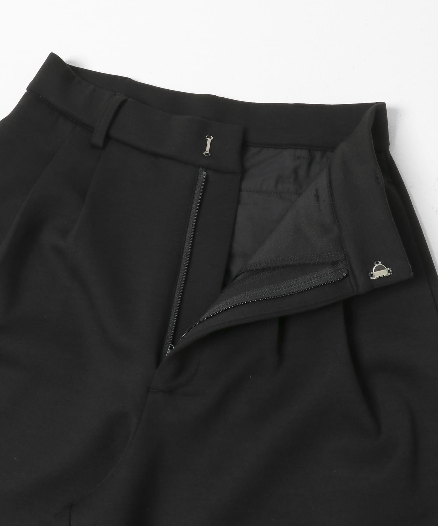 ポンチスラックスパンツ BLACK S