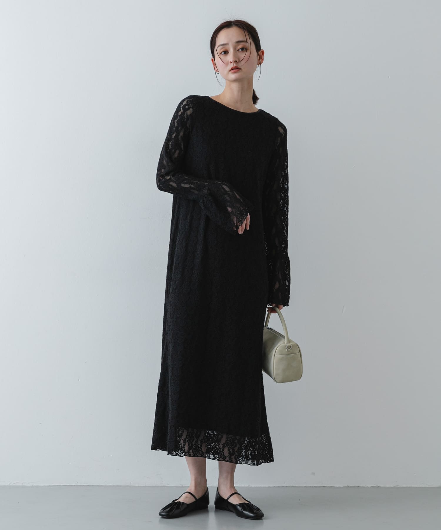 レースフレアーワンピース(COMPACT BLACK): ワンピース｜URBAN