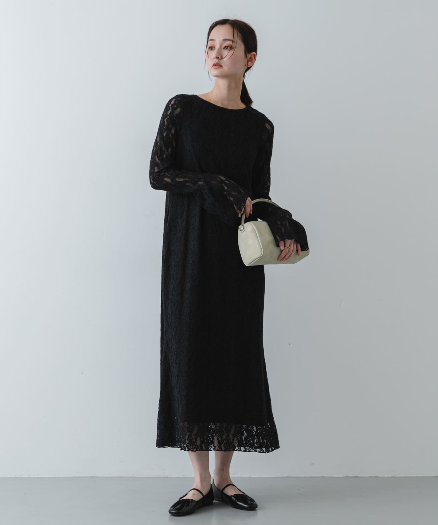 レースフレアーワンピース(COMPACT BLACK): ワンピース｜URBAN