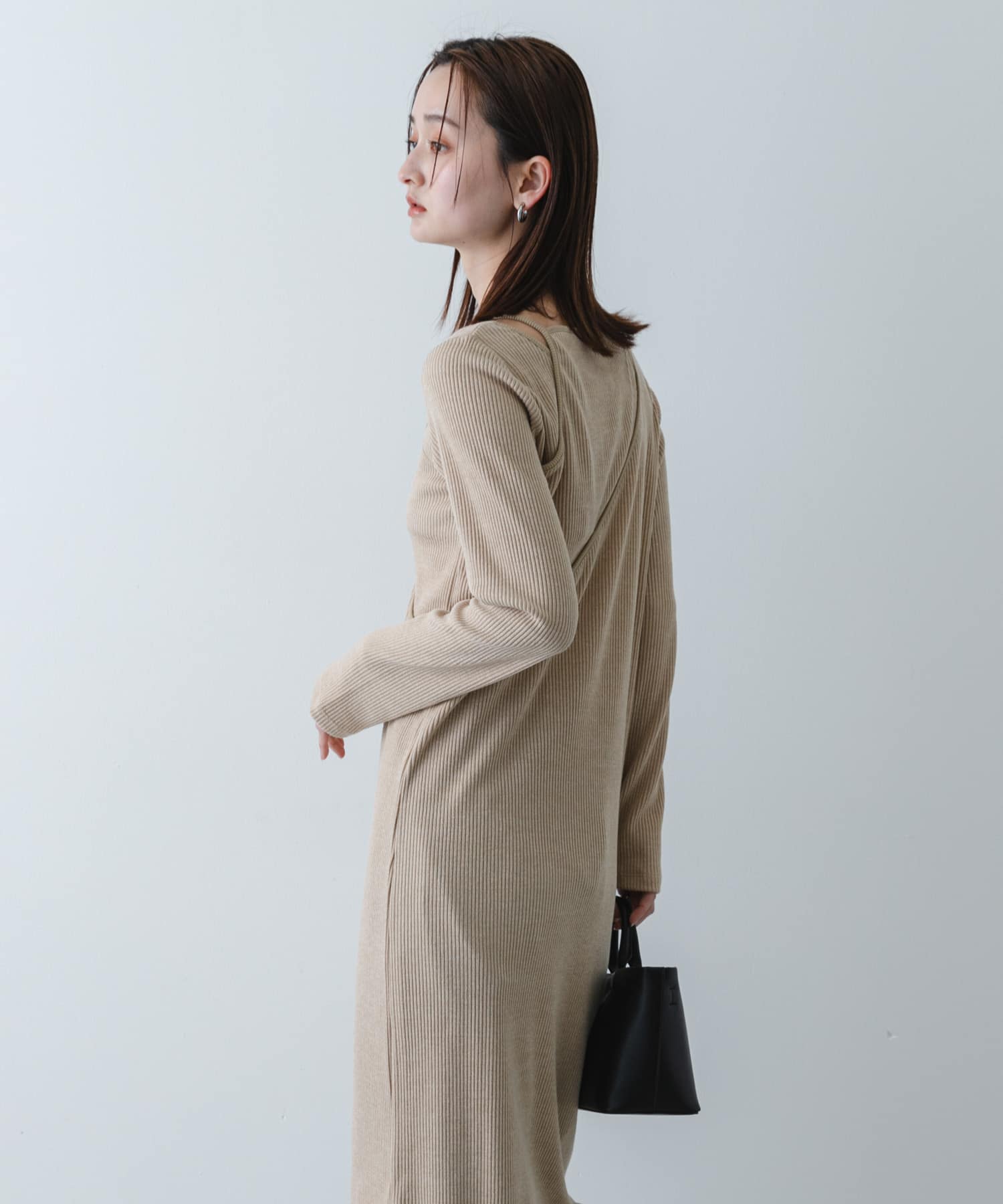 身長：169cm サイズ：one