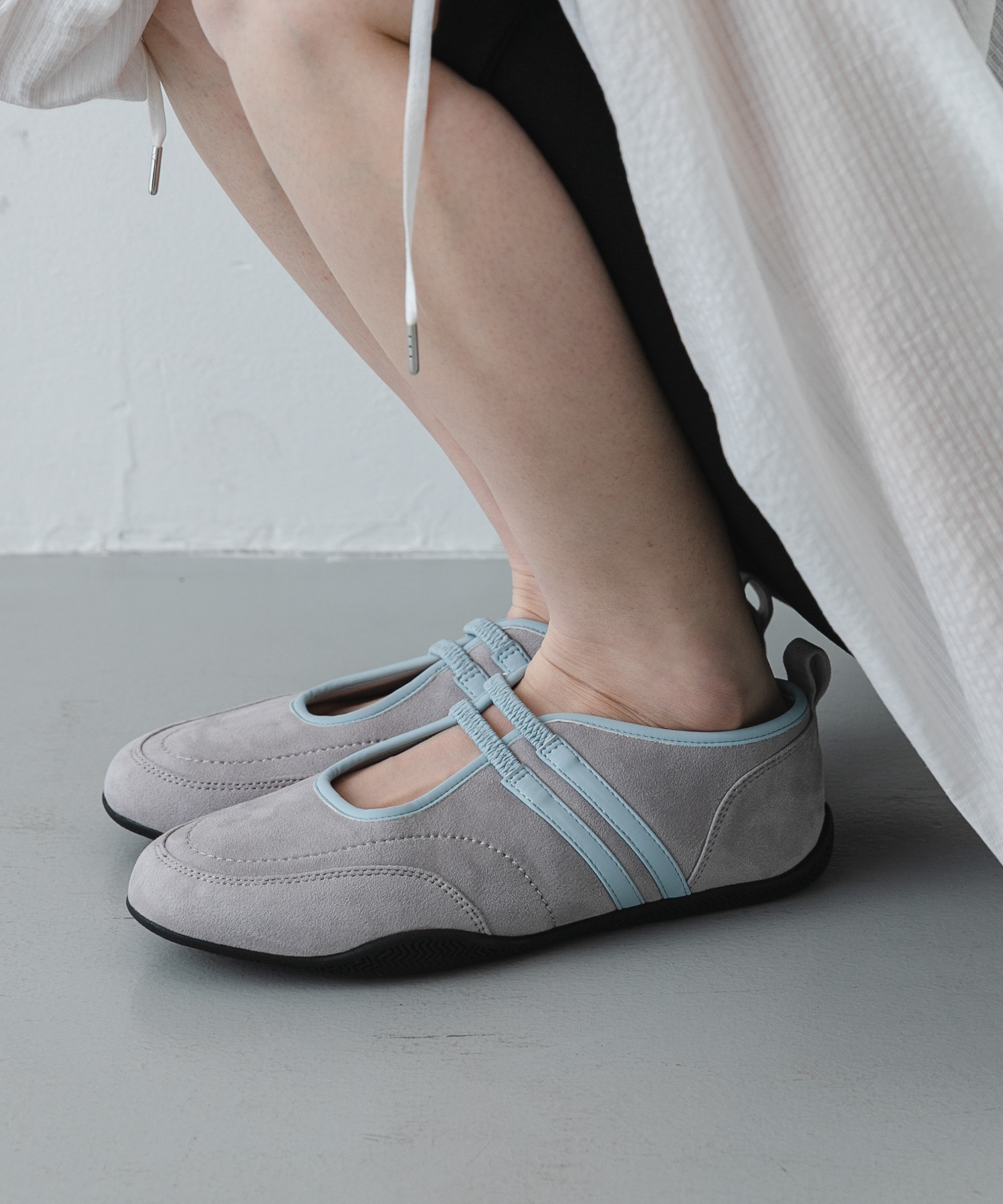 『軽量』フラットソールバレエスニーカー