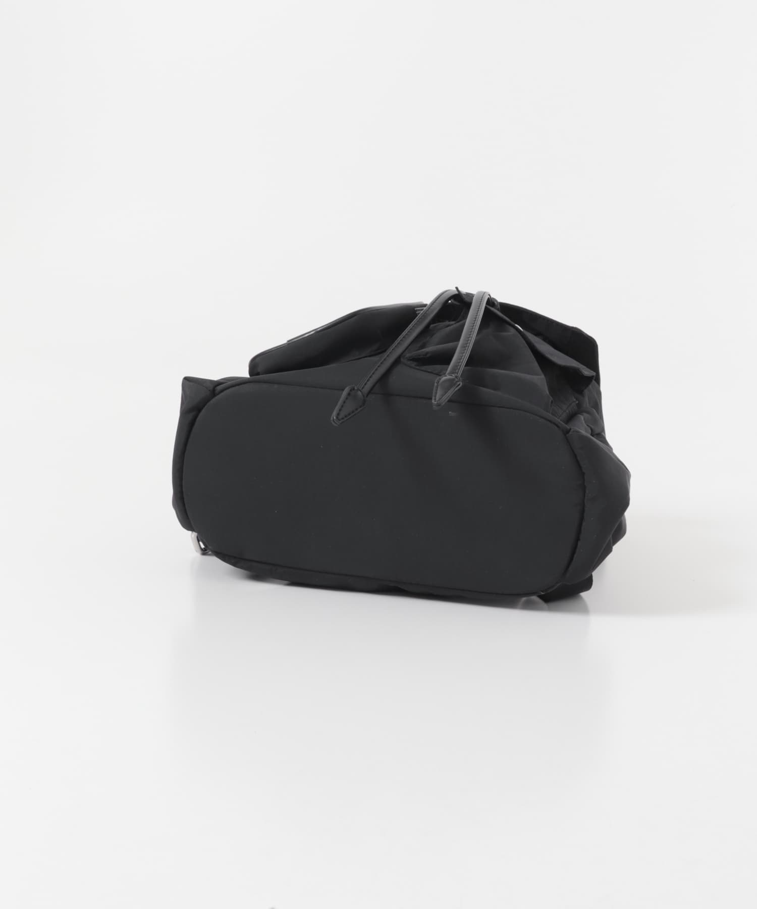 撥水マルチポケットナイロンリュック BLACK One