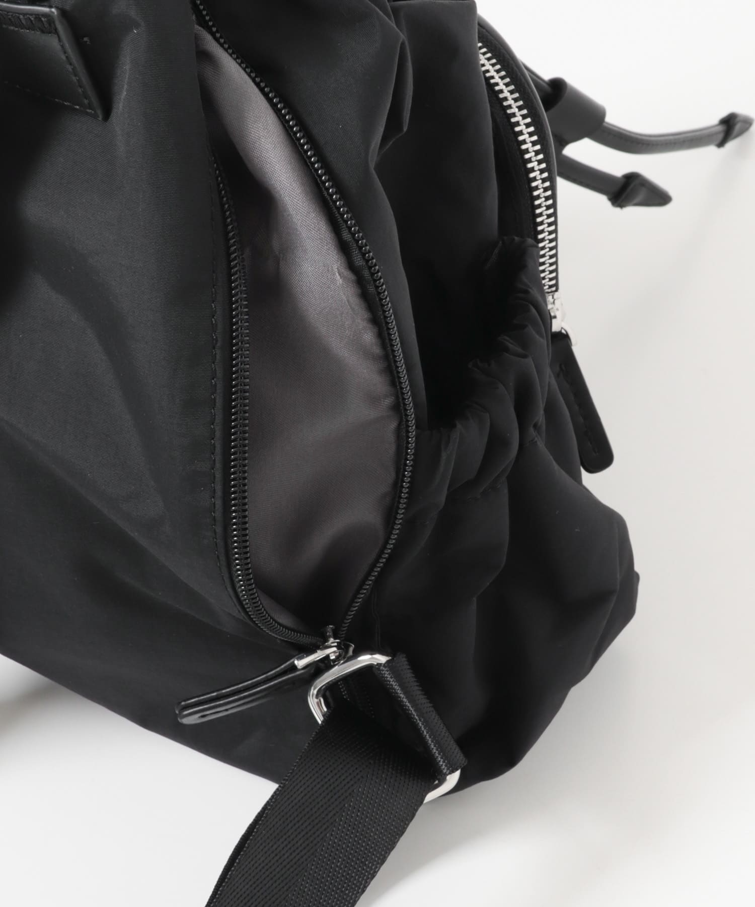 撥水マルチポケットナイロンリュック BLACK One