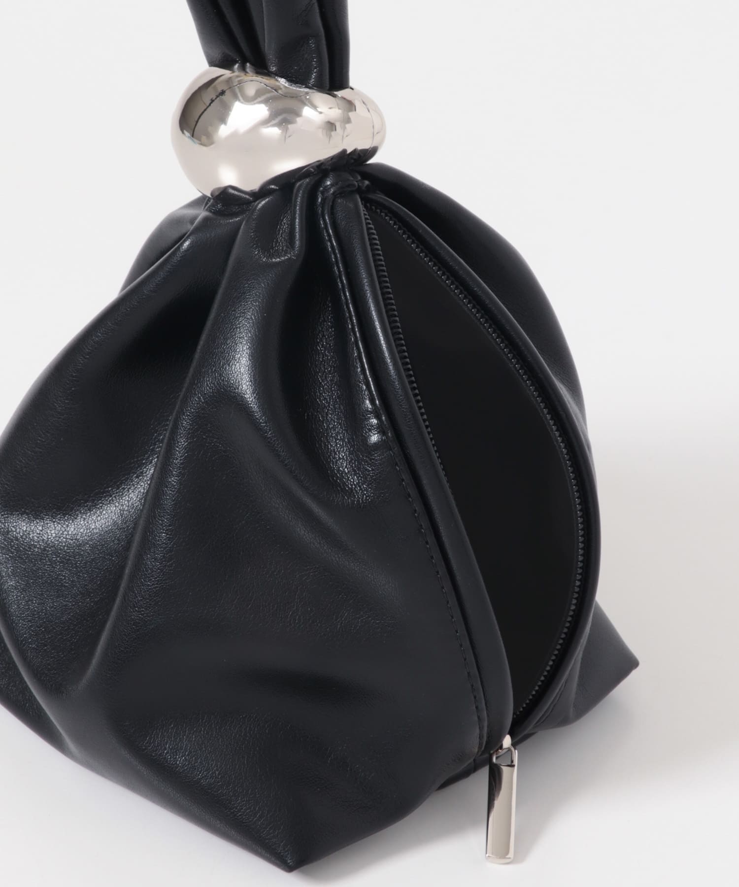 メタルツキキンチャクバッグ BLACK One