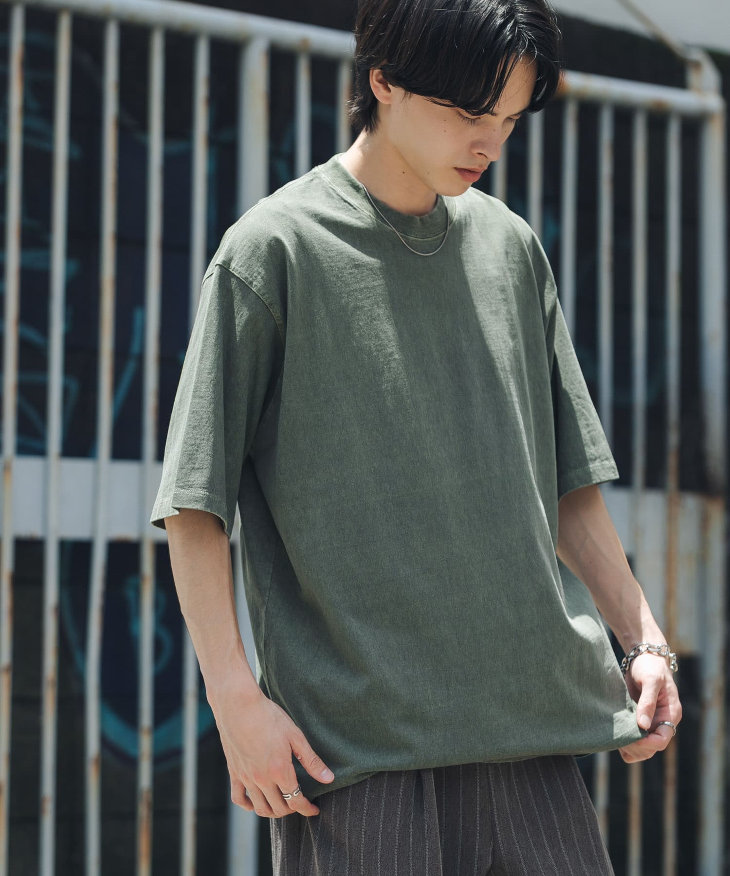 KHAKI