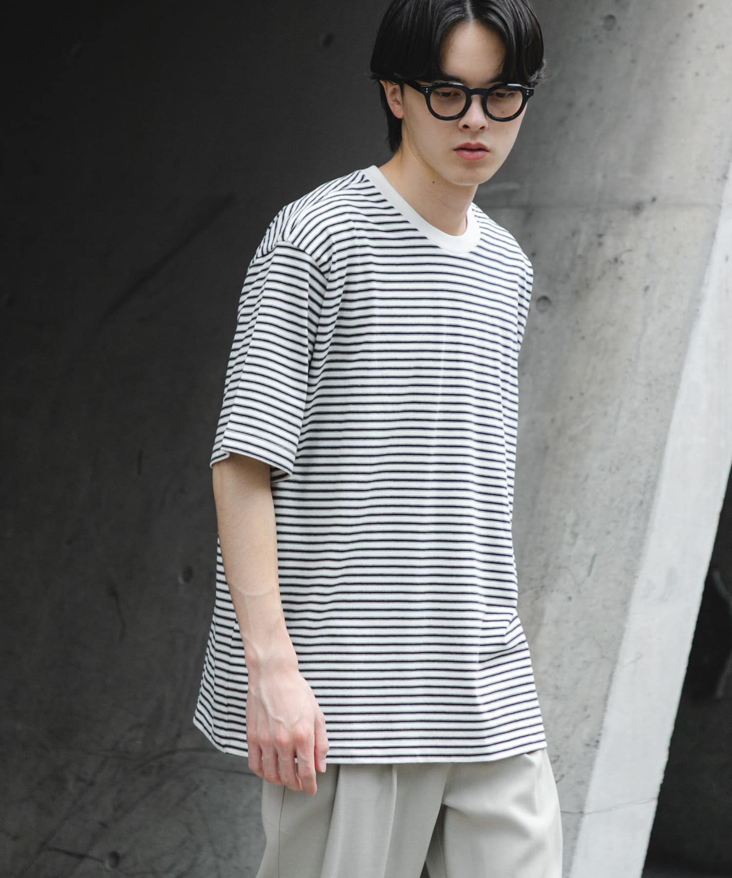 WHT×BLK