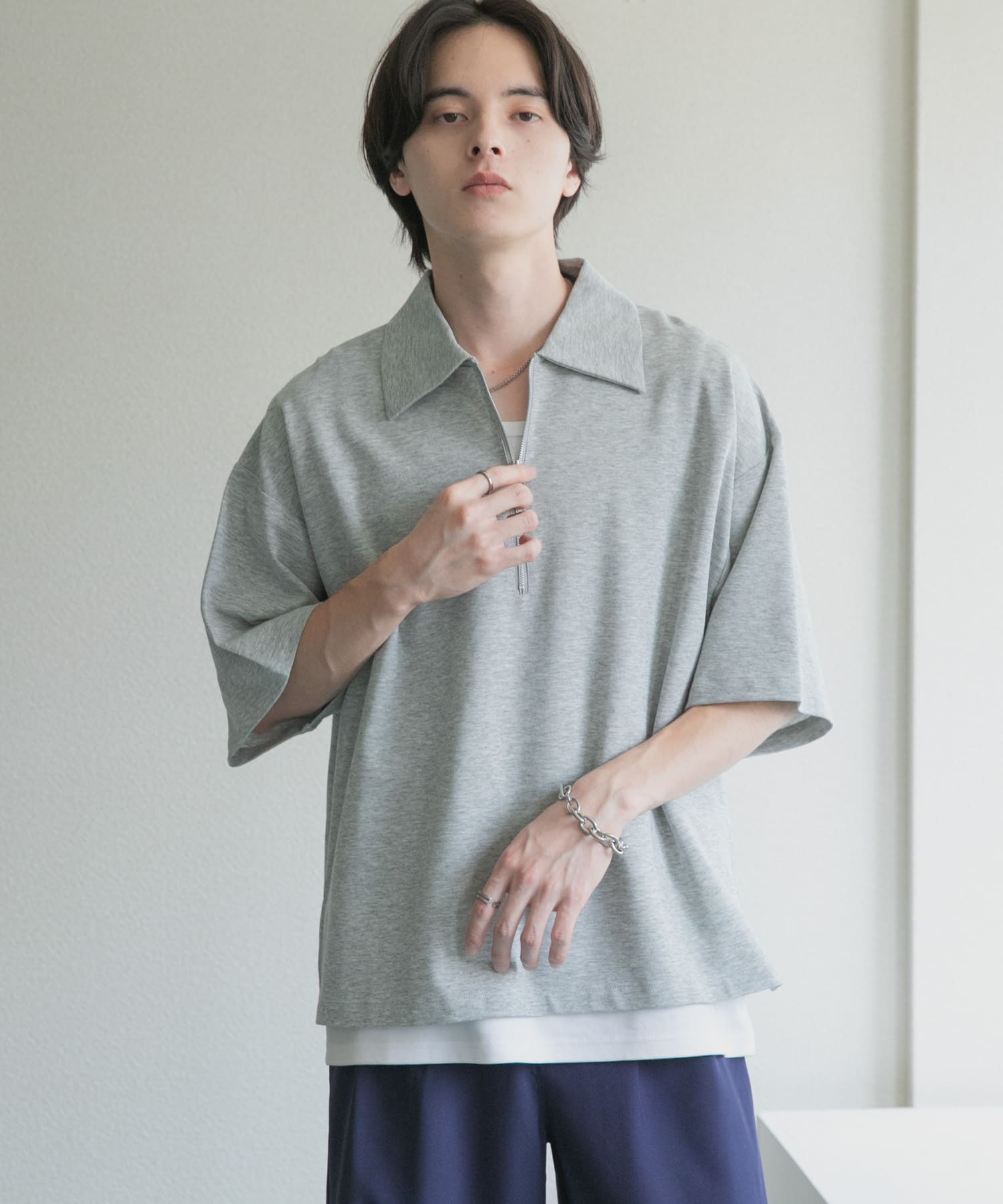 ライトダンボールポンチハーフジップ Tシャツ