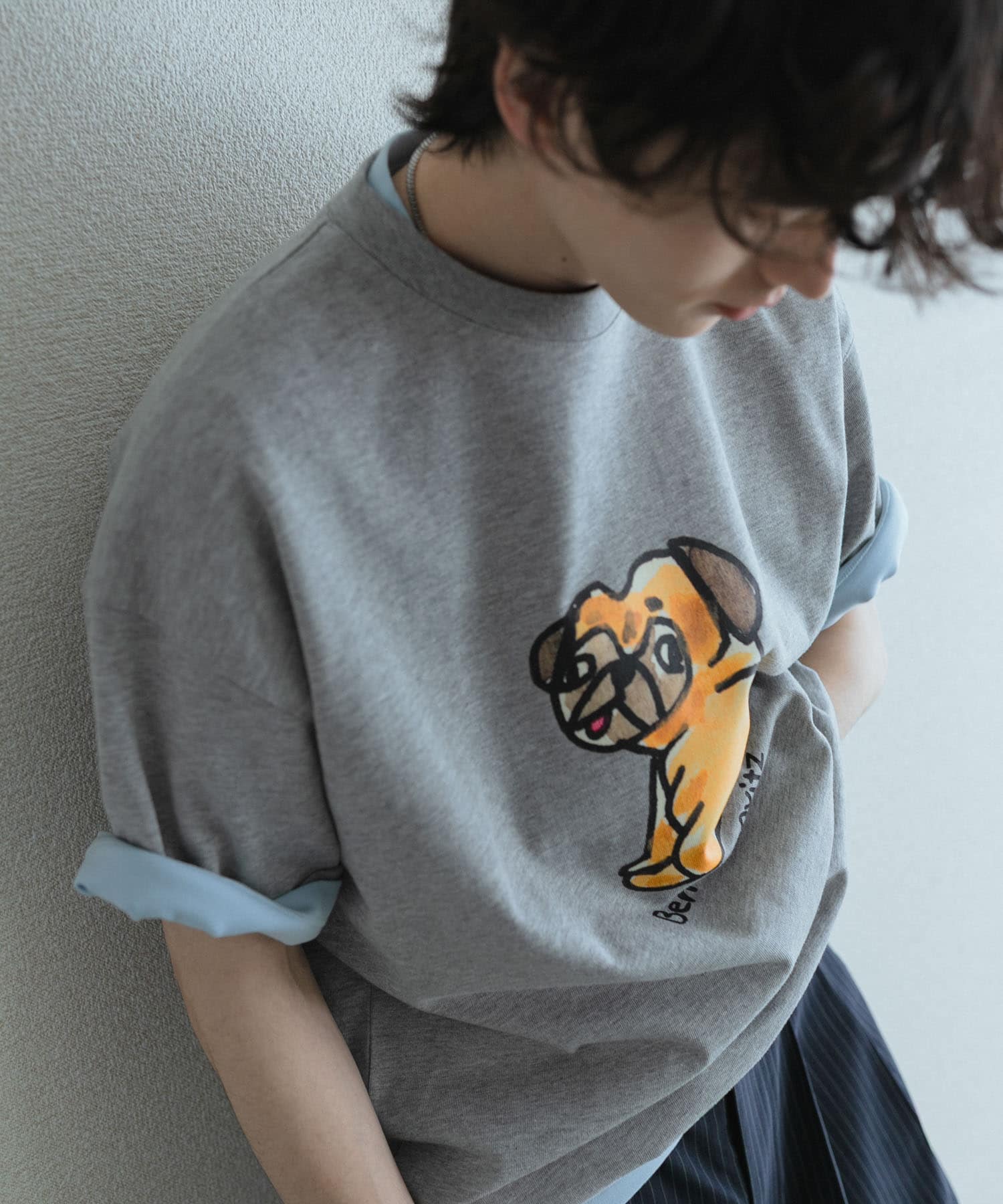 GRAY