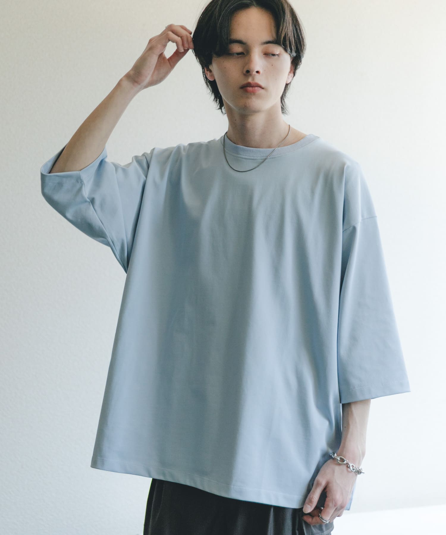 『ユニセックス』エクストラルーズTシャツ
