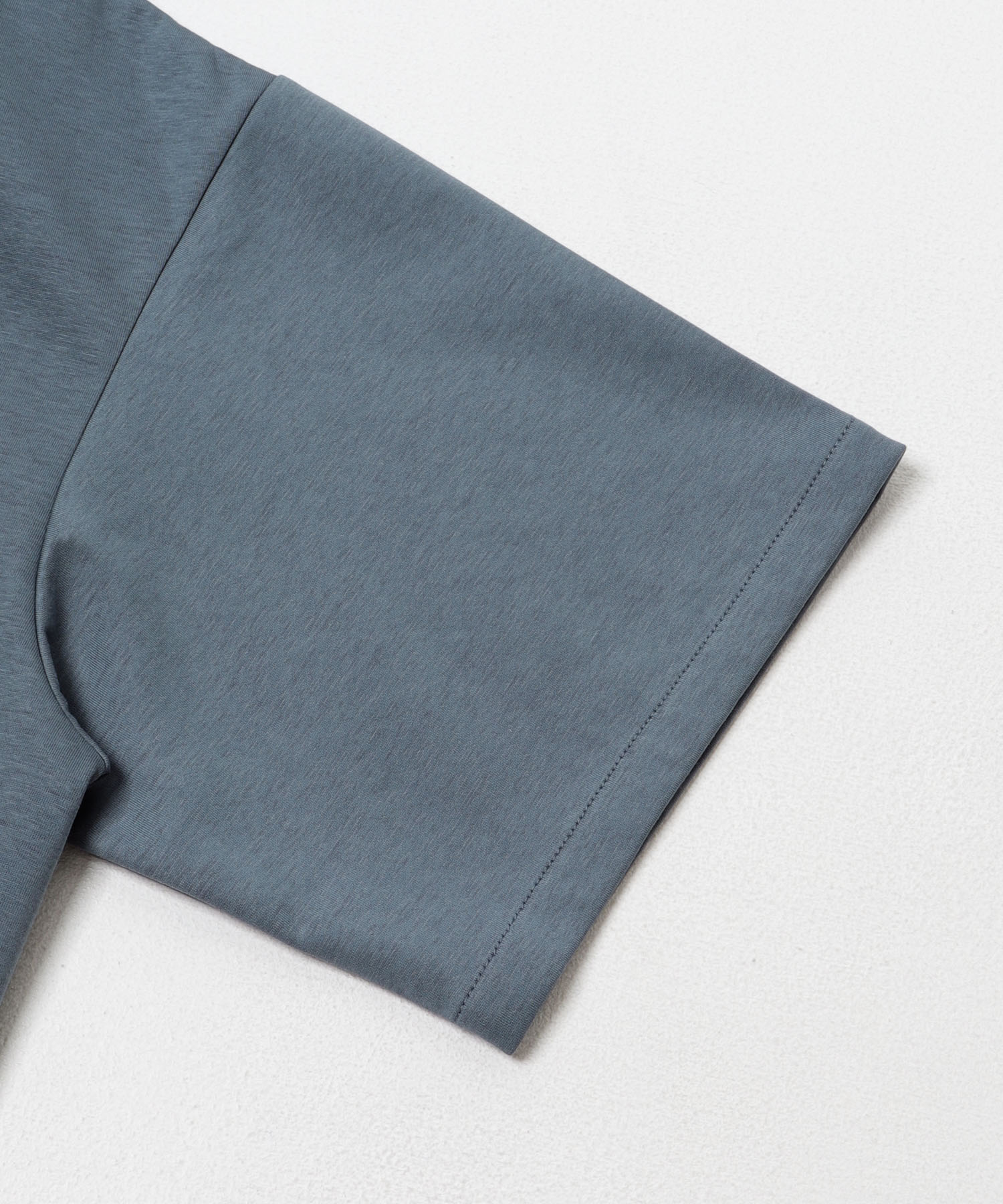 ダンボールポンチハーフジップショートスリーブTシャツ BLUE M