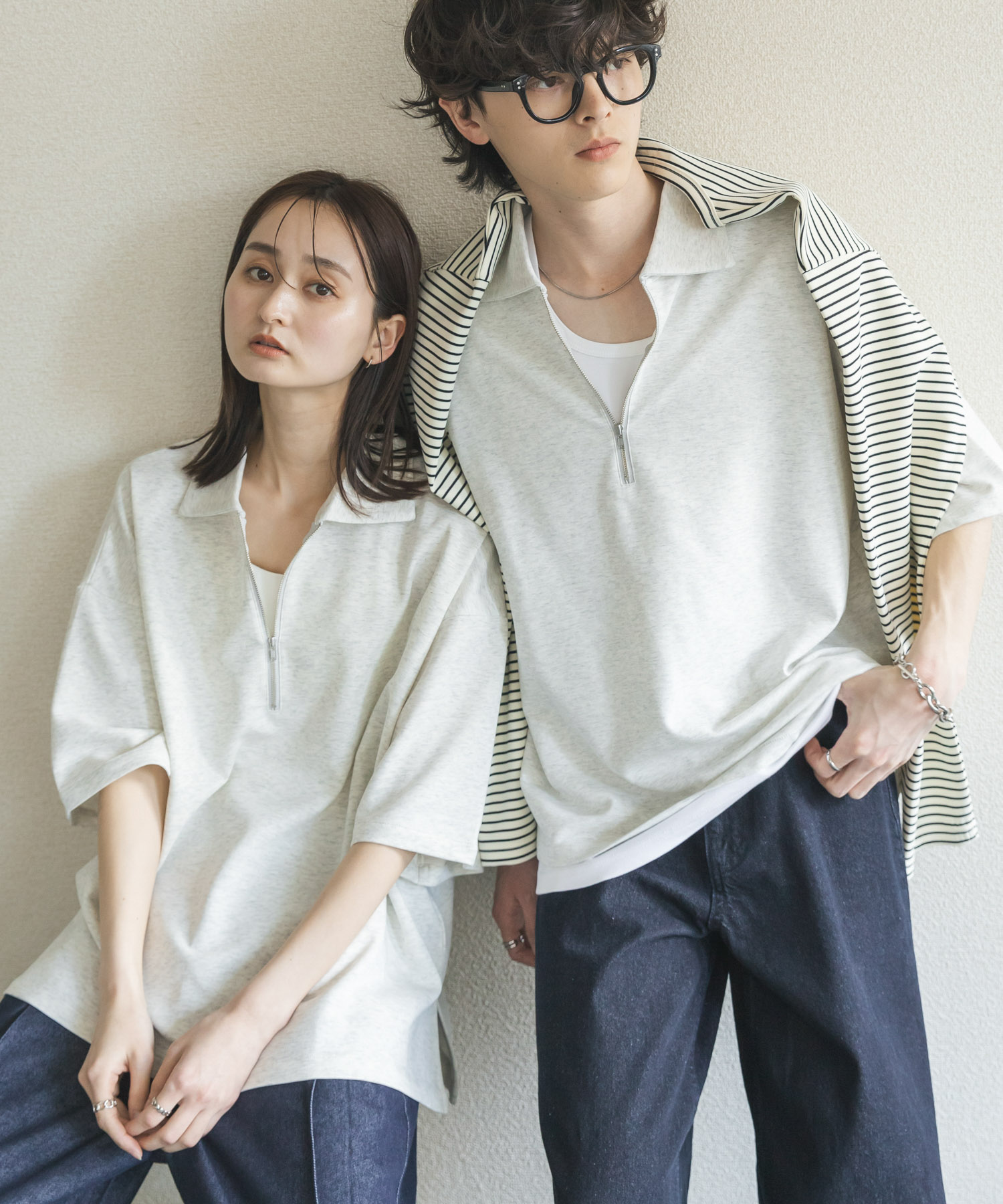 ダンボールポンチハーフジップショートスリーブTシャツ
