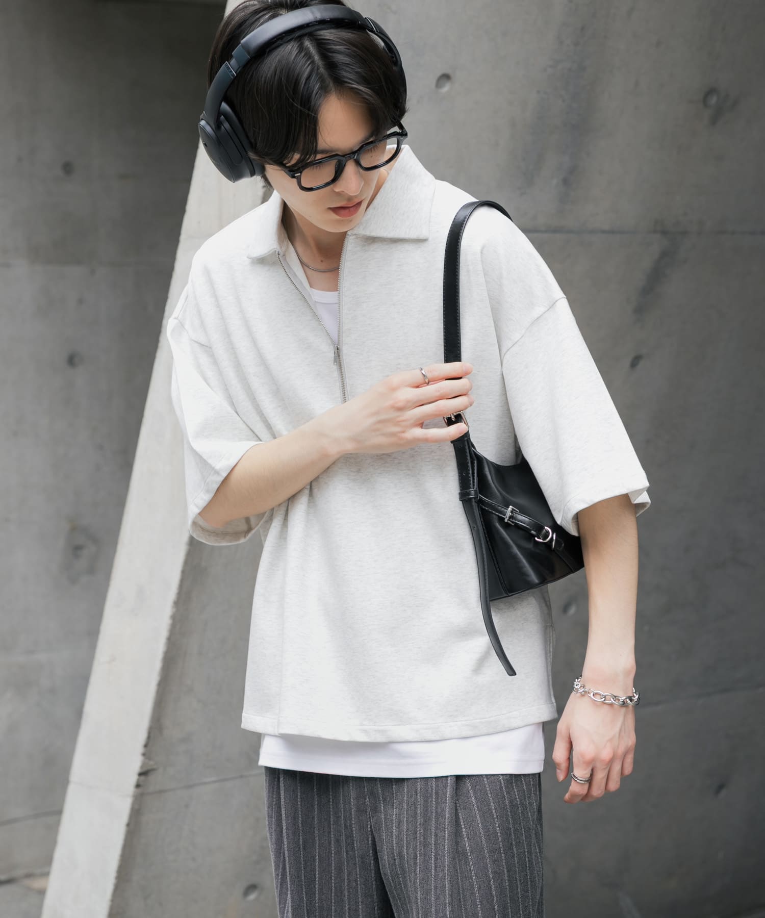TOP GRAY