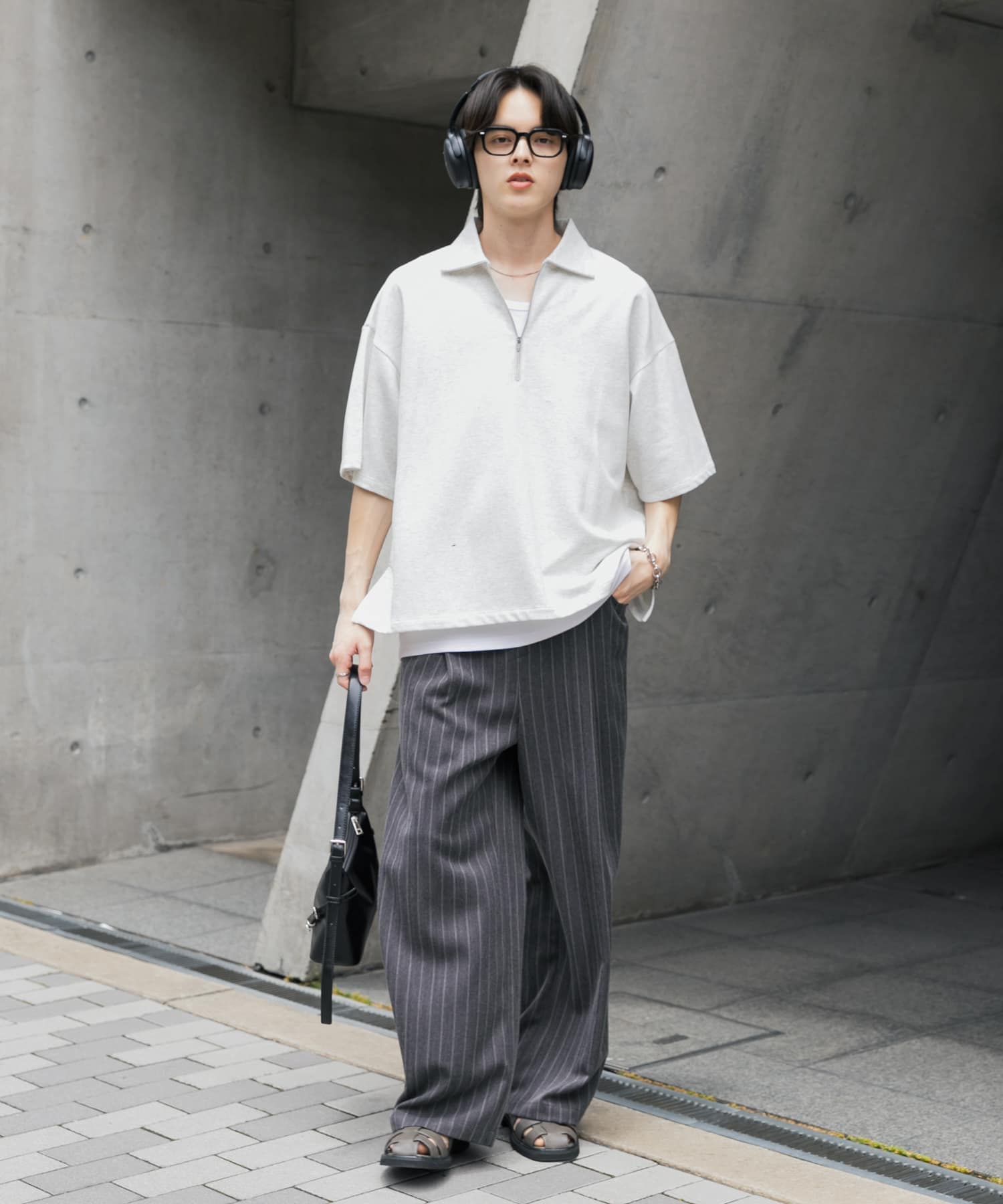 TOP GRAY