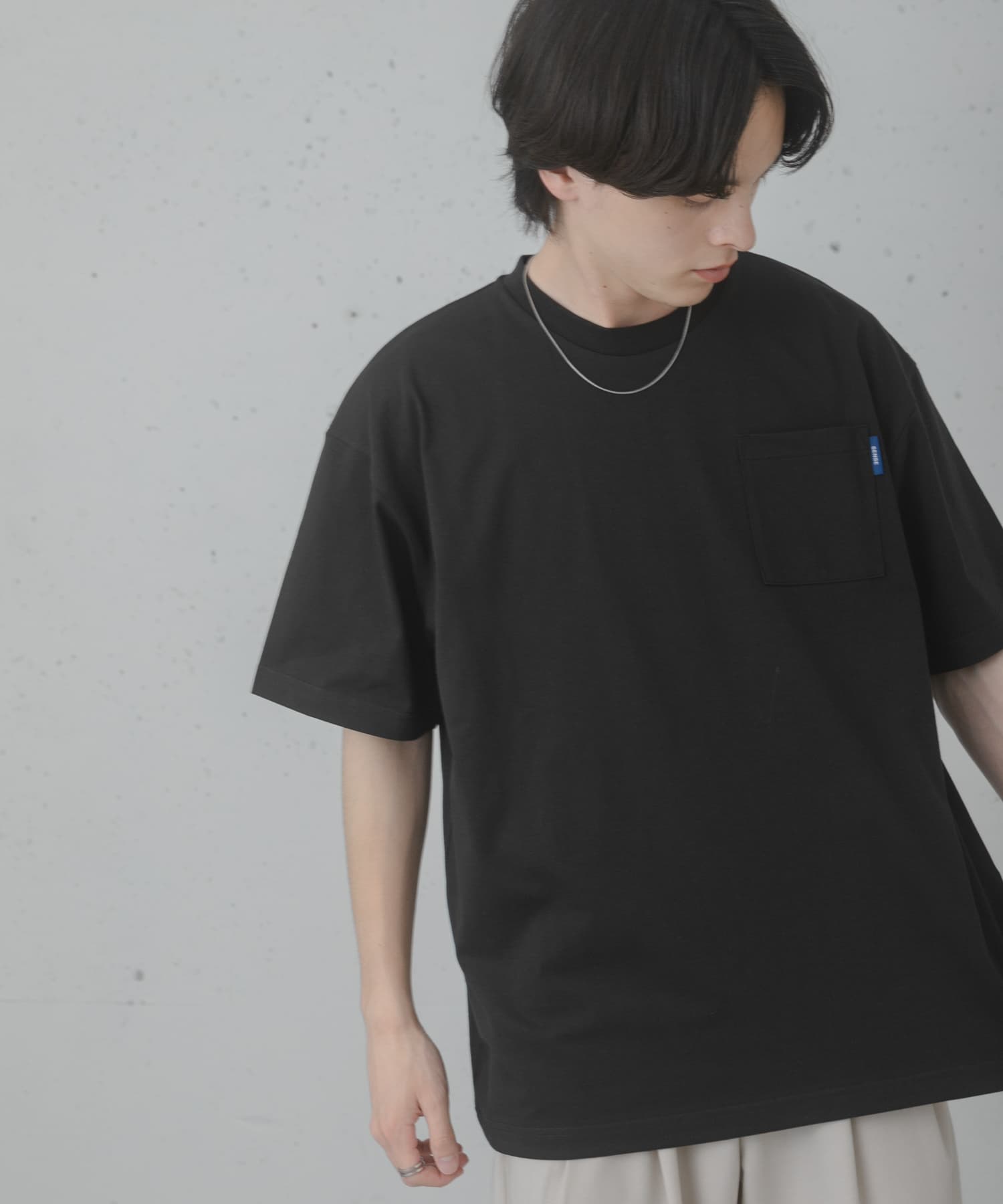 身長 : 173cm サイズ : M