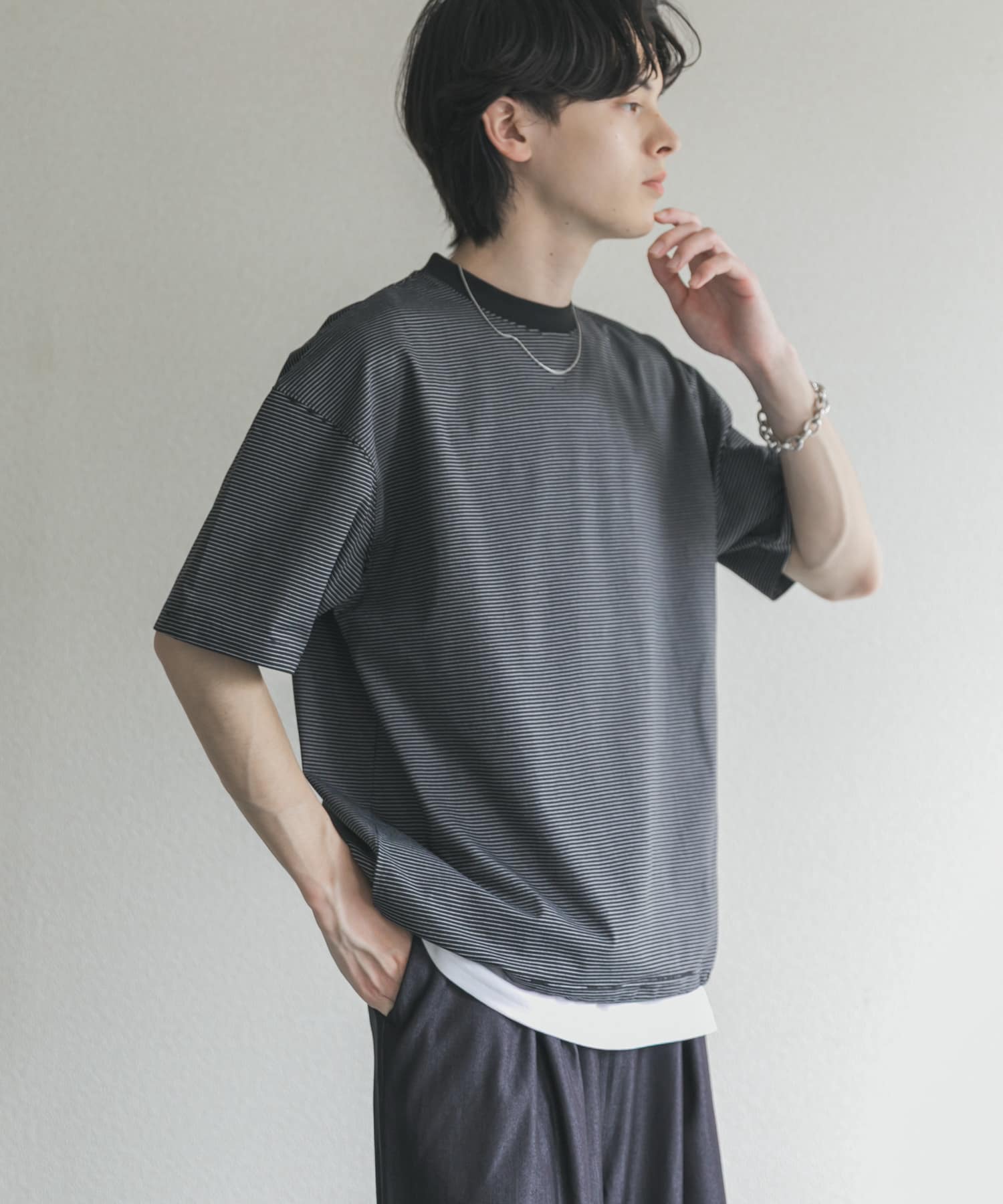 BLK×WHT