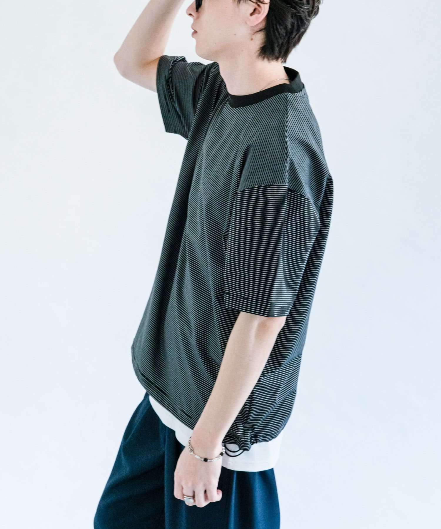 BLK×WHT