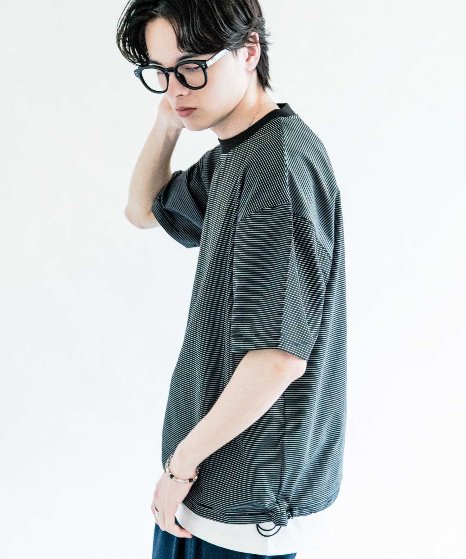 BLK×WHT