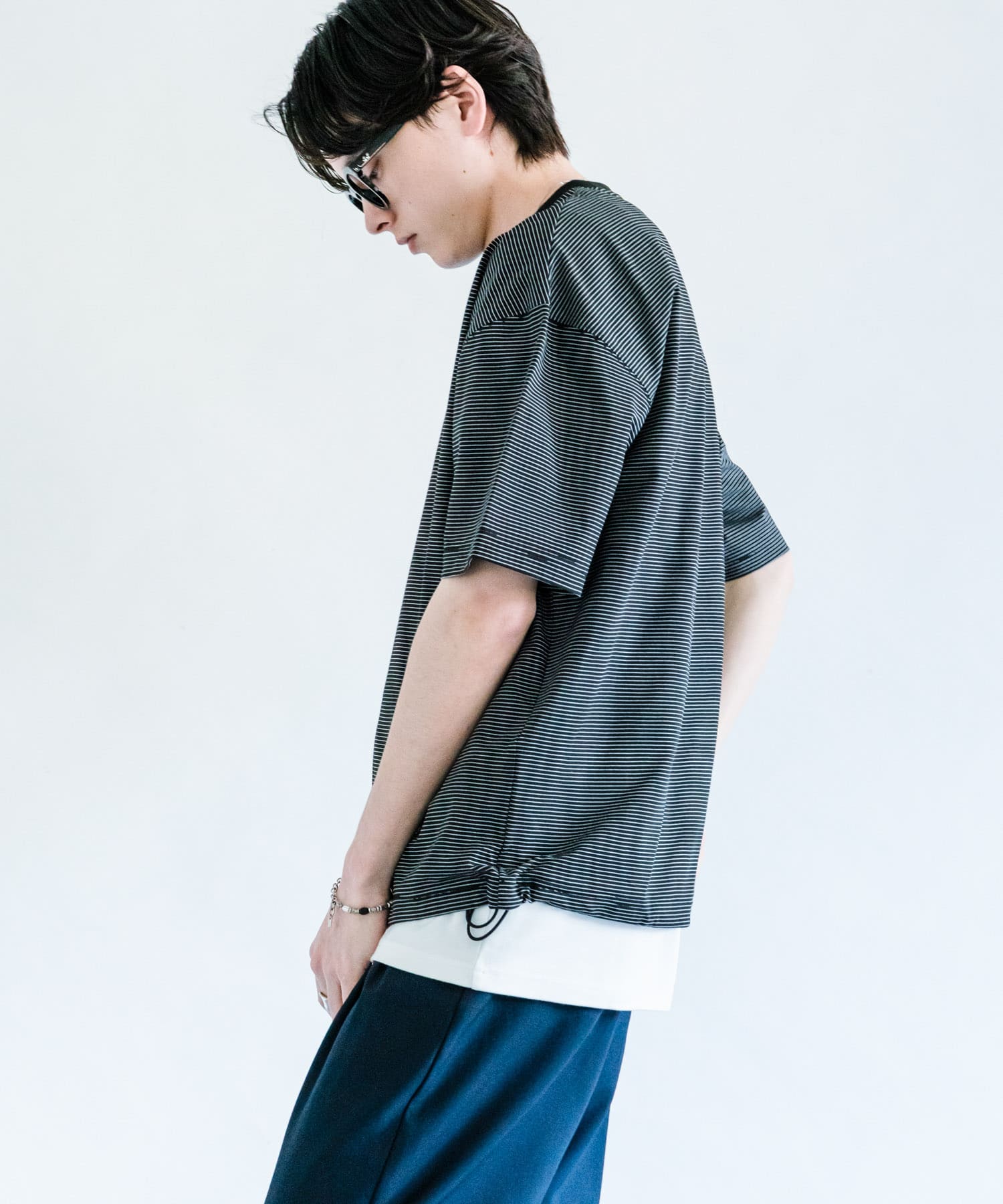 BLK×WHT