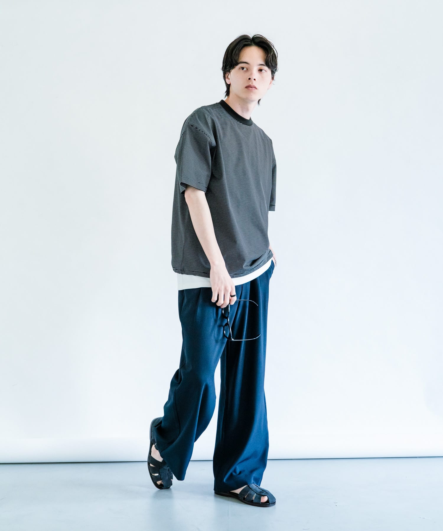 BLK×WHT