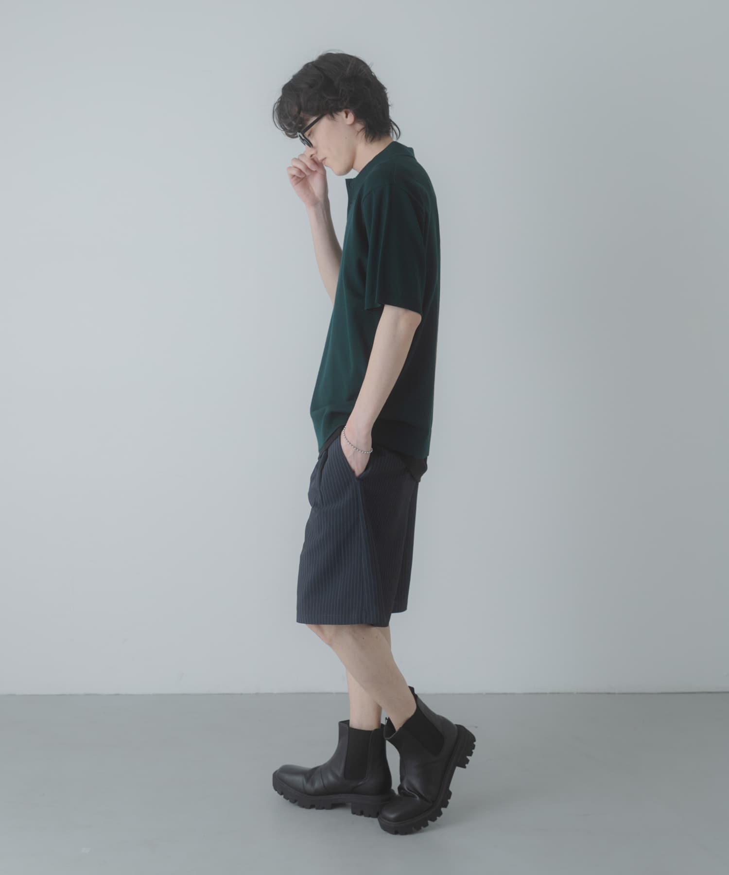 GREEN